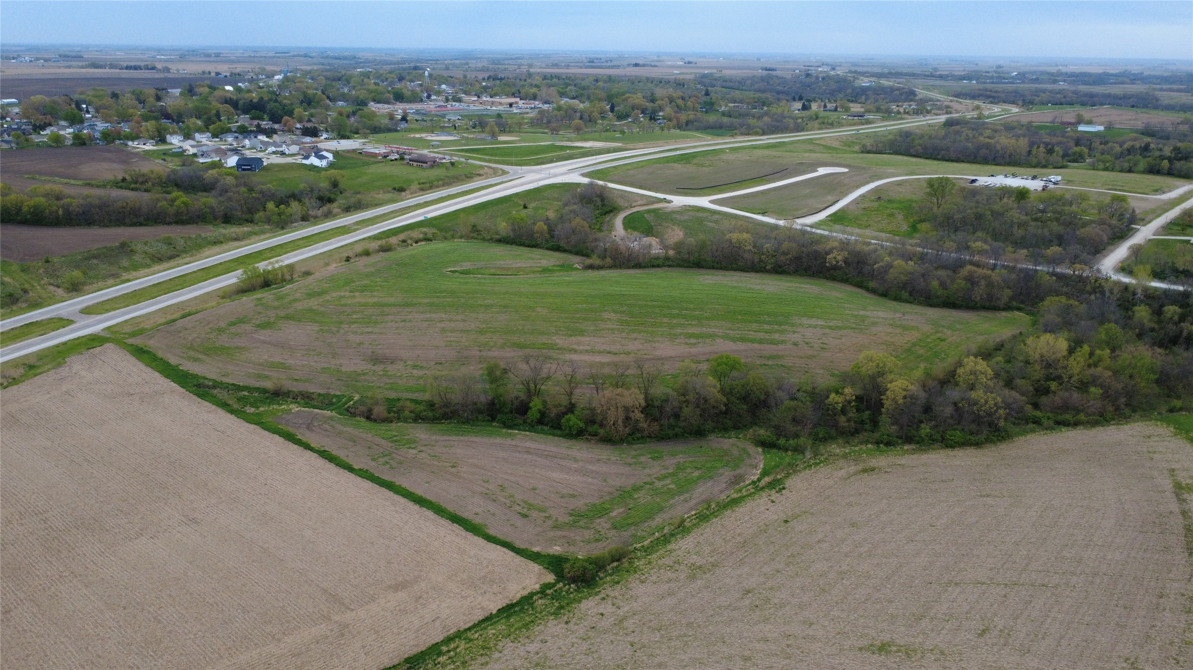 0000 IA 5 Highway Property Photo 1