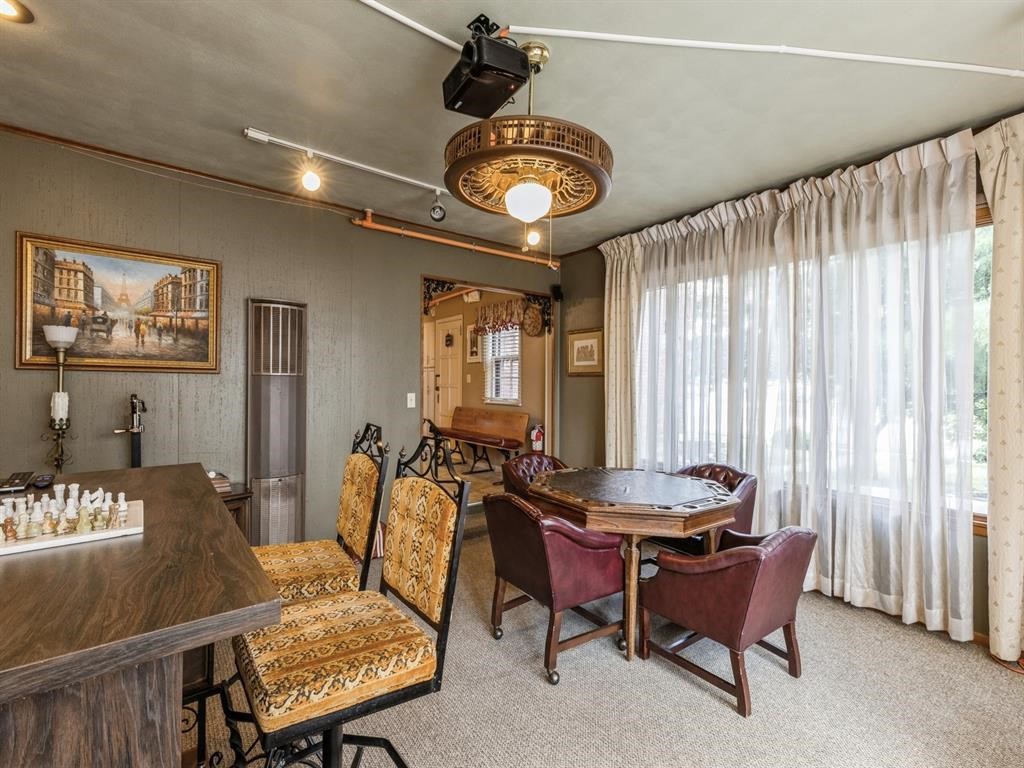 324 1st Street Property Photo 12