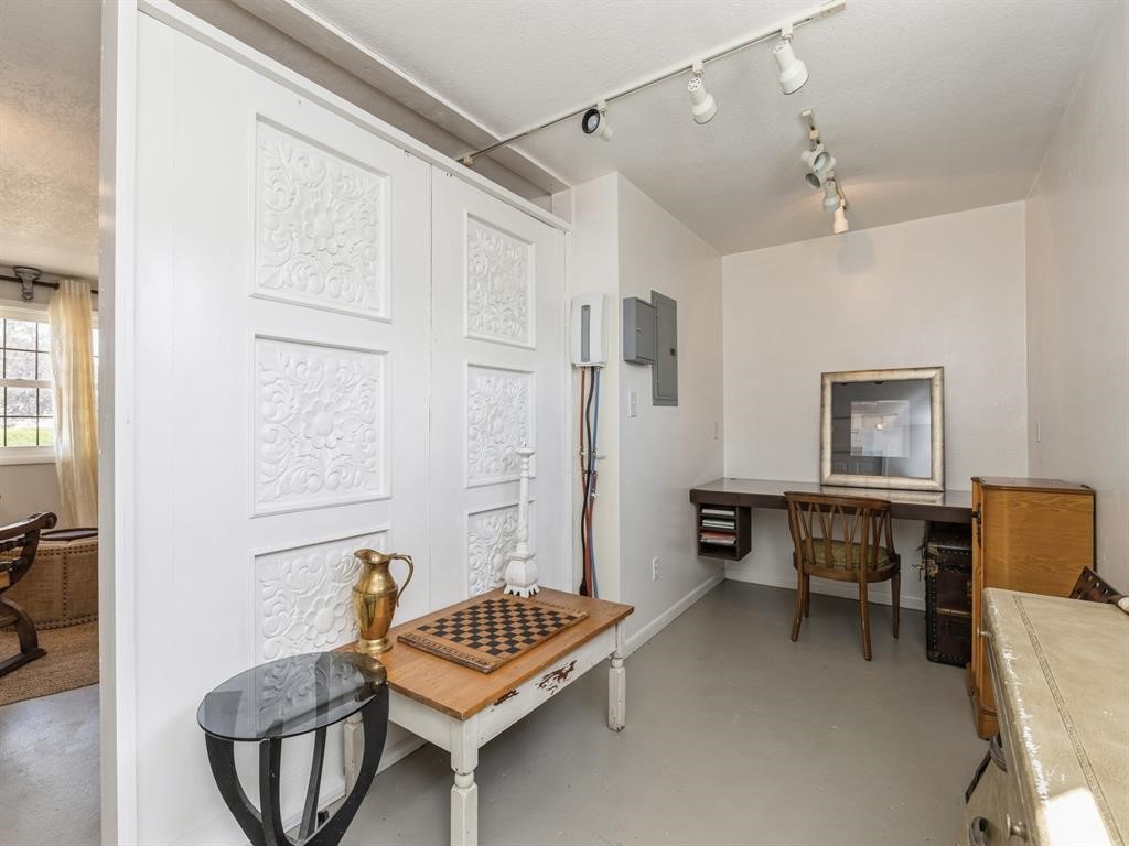 324 1st Street Property Photo 27