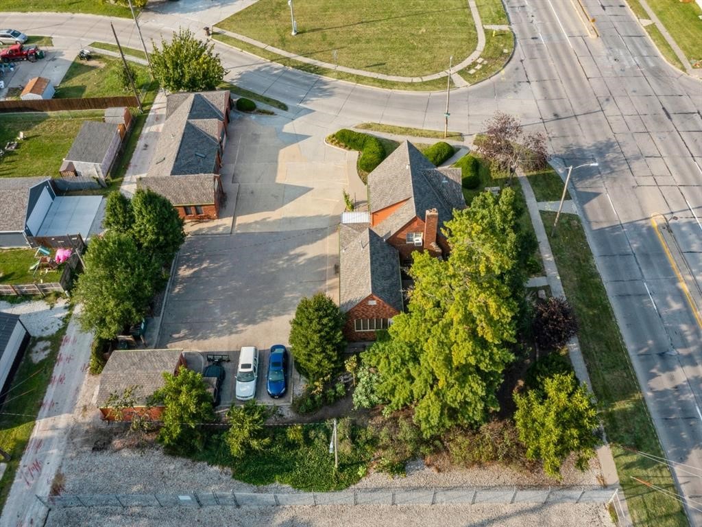 324 1st Street Property Photo 29