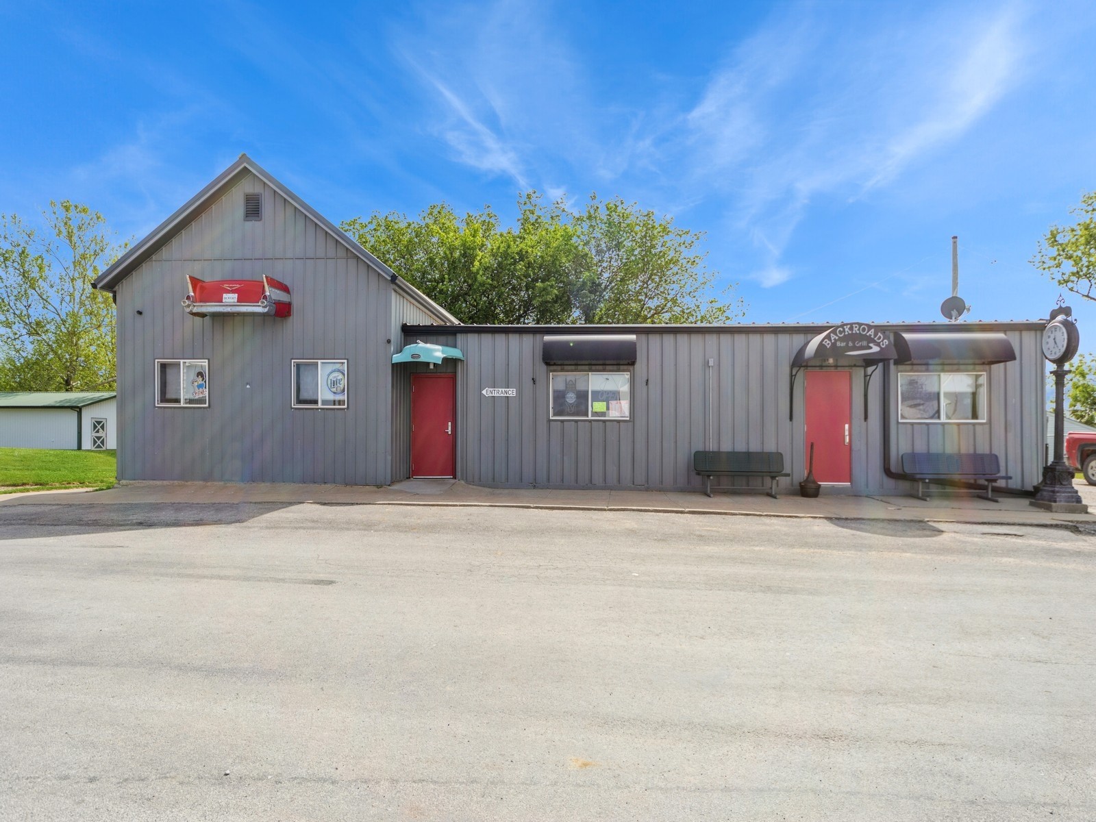 107 S Washington Avenue Property Photo 1