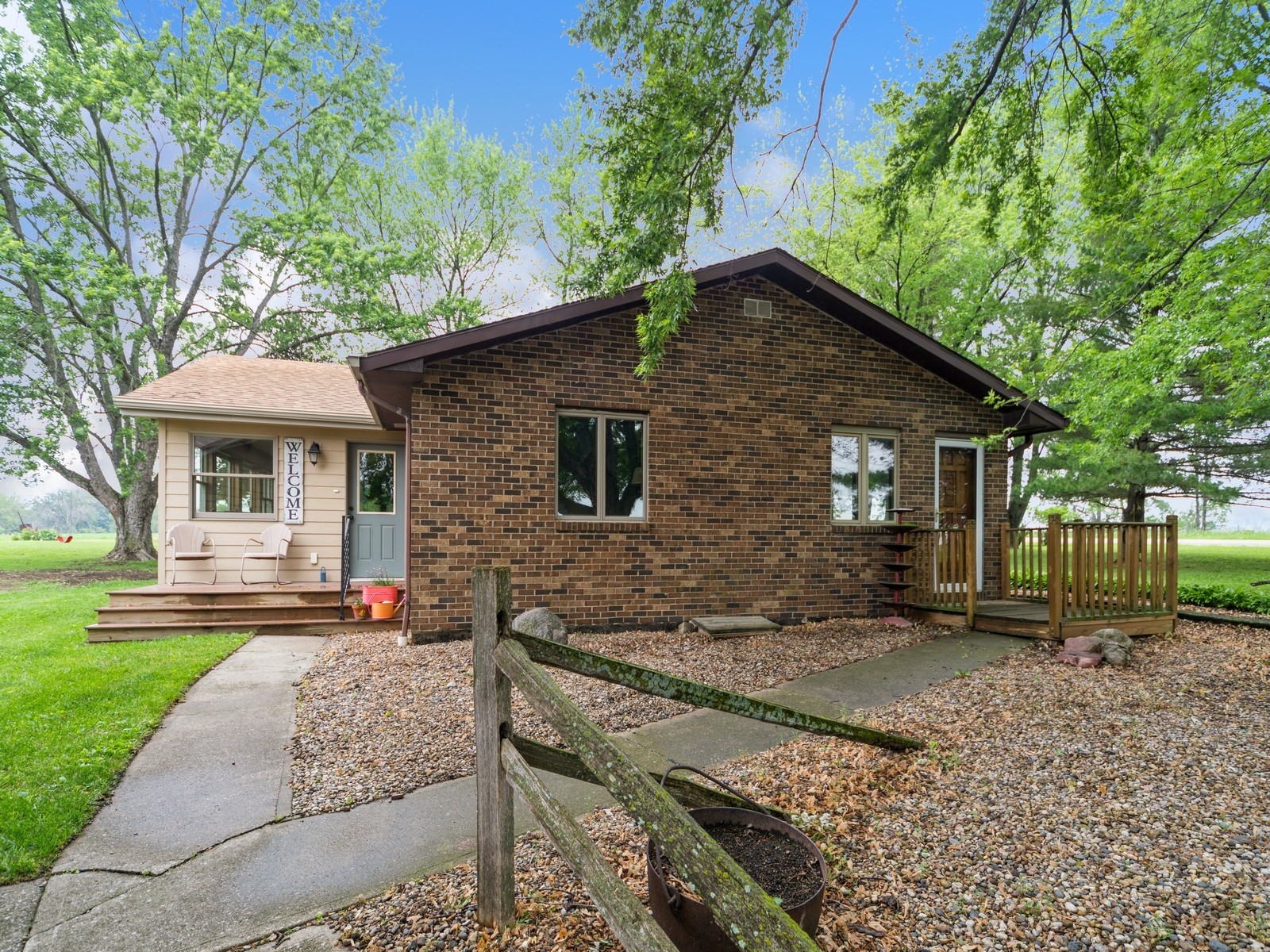 18990 365th Street Property Photo 1