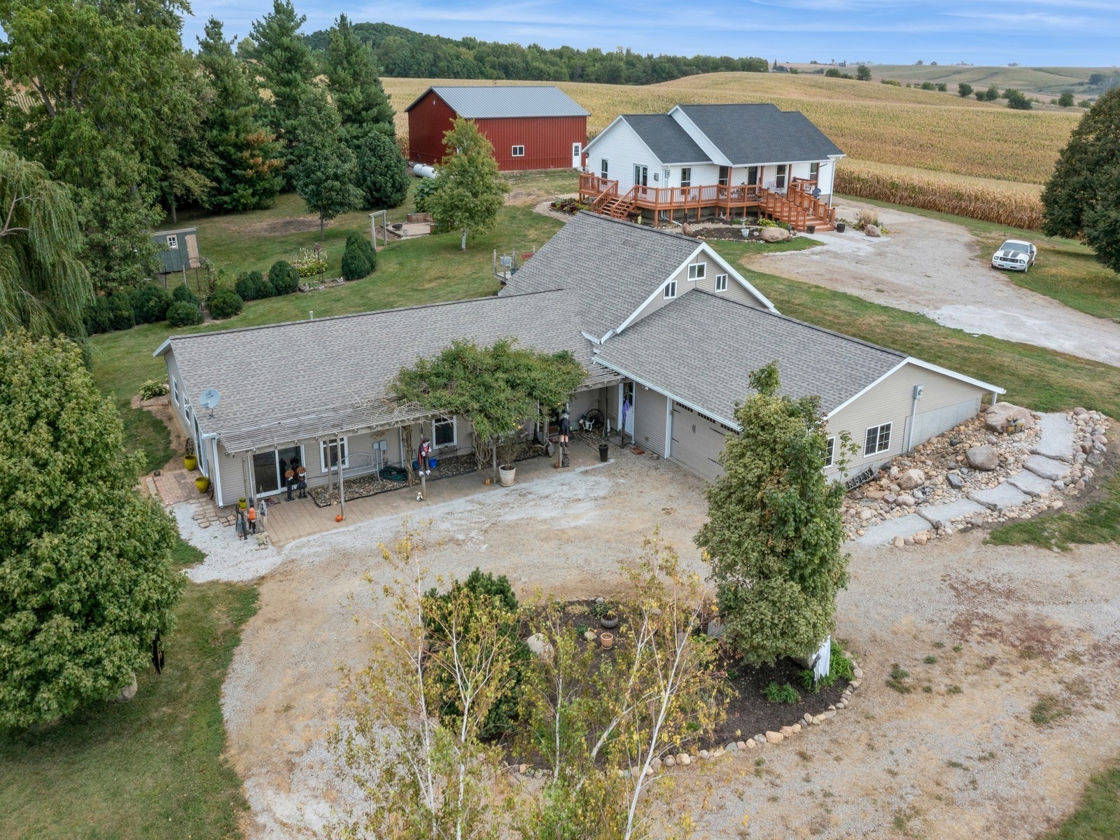 7824 & 7812 N 67th Avenue E Property Photo 1