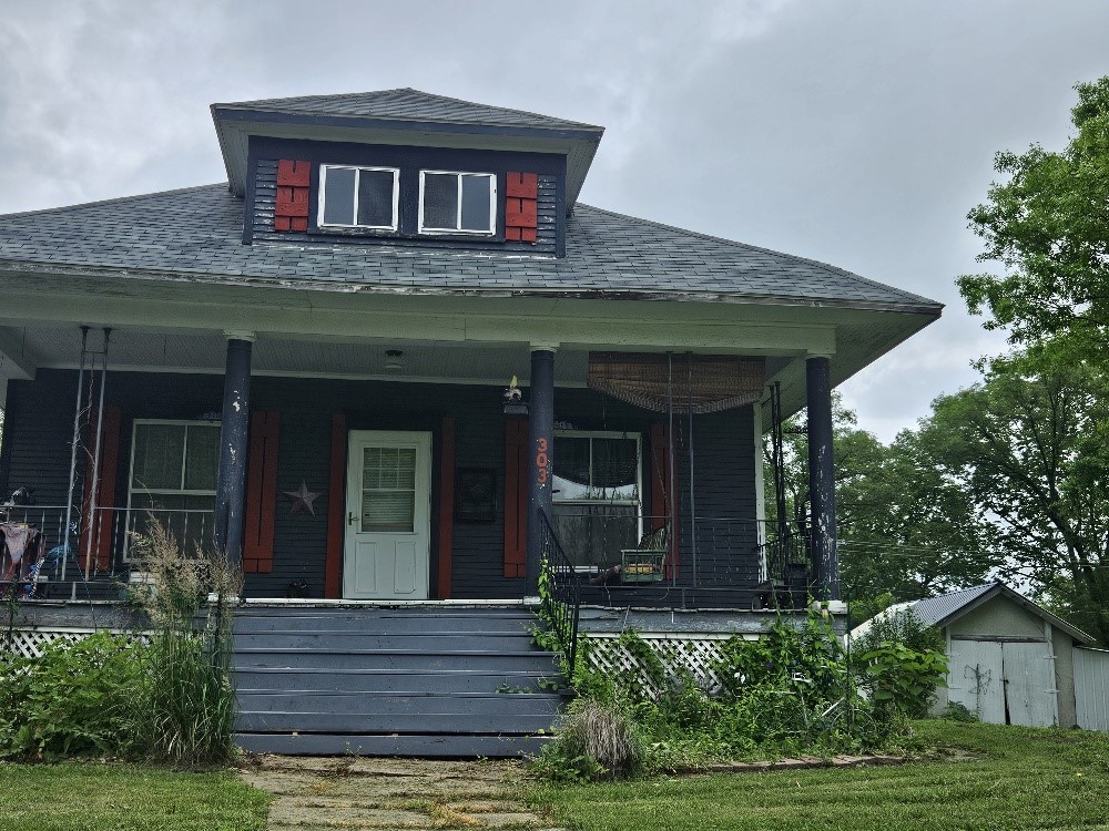 303 S Central Avenue Property Photo 1