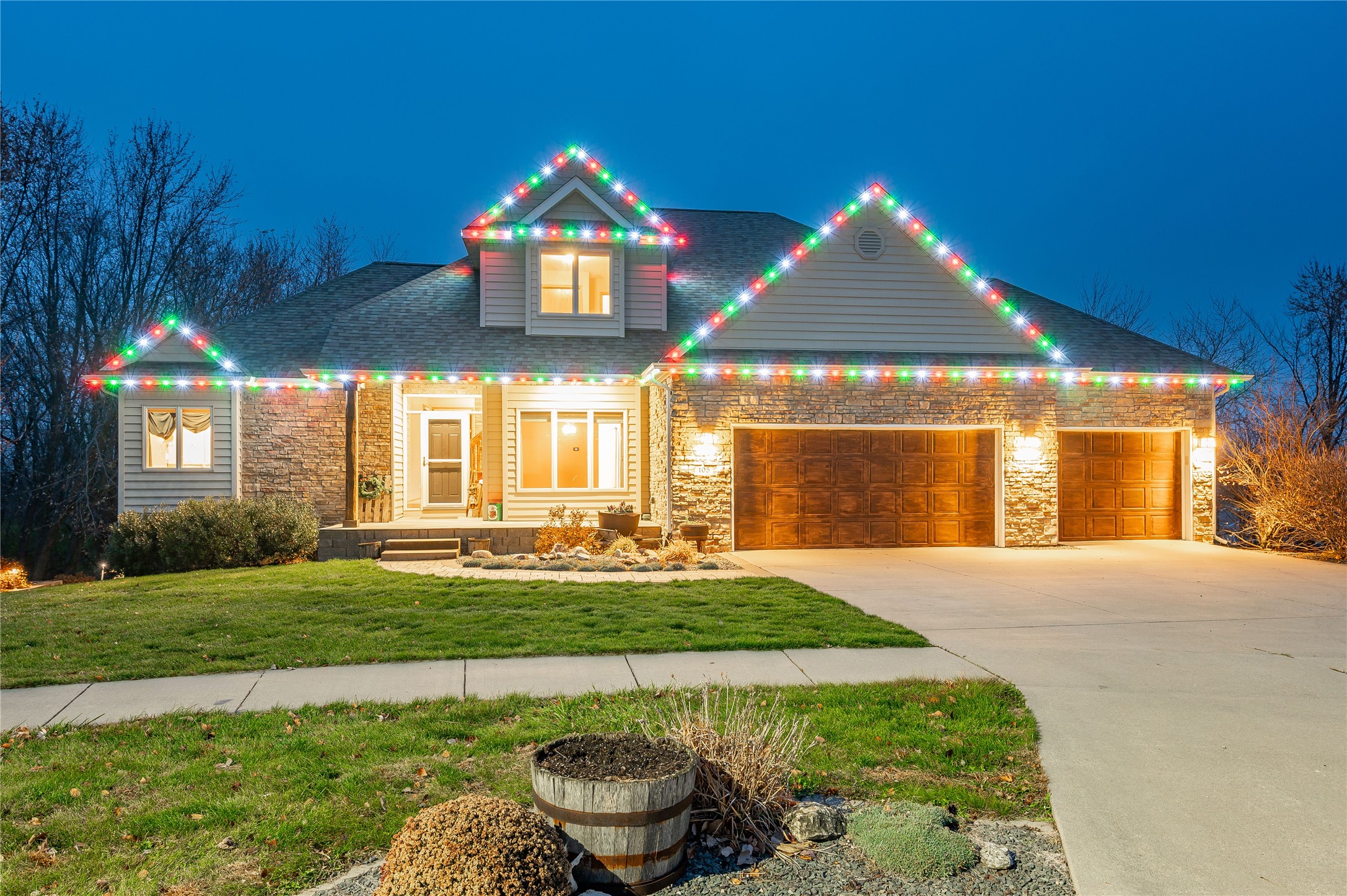 105 Everett Circle Property Photo 1