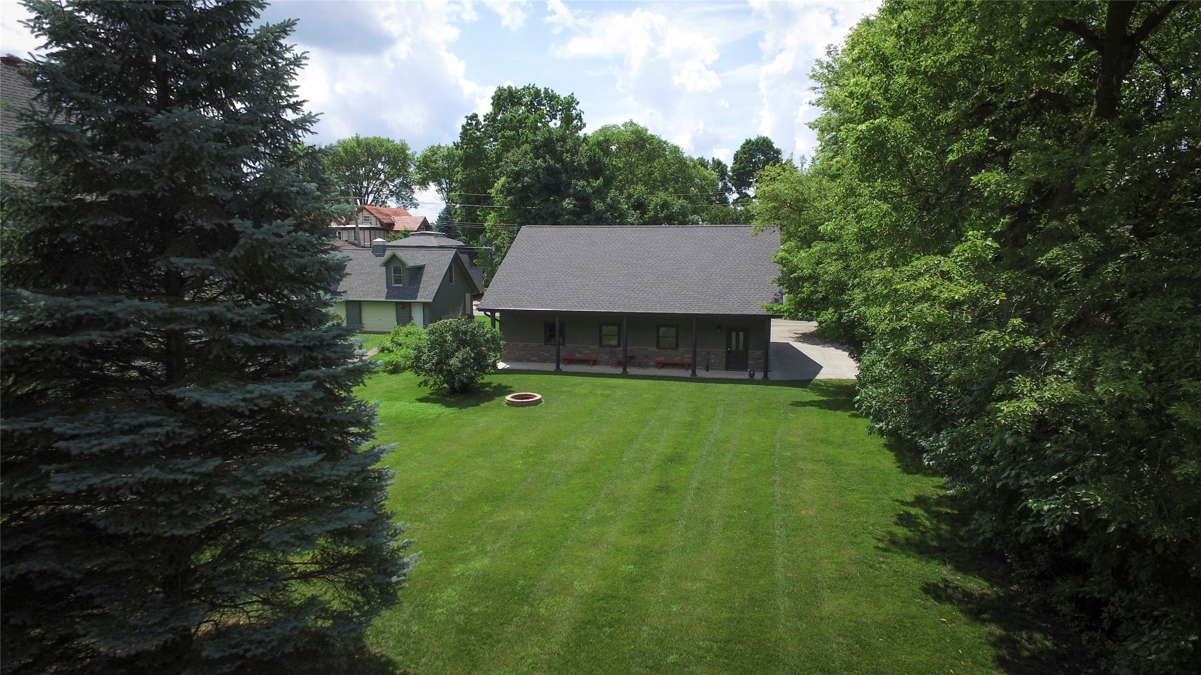 1127 Broad Street Property Photo 3