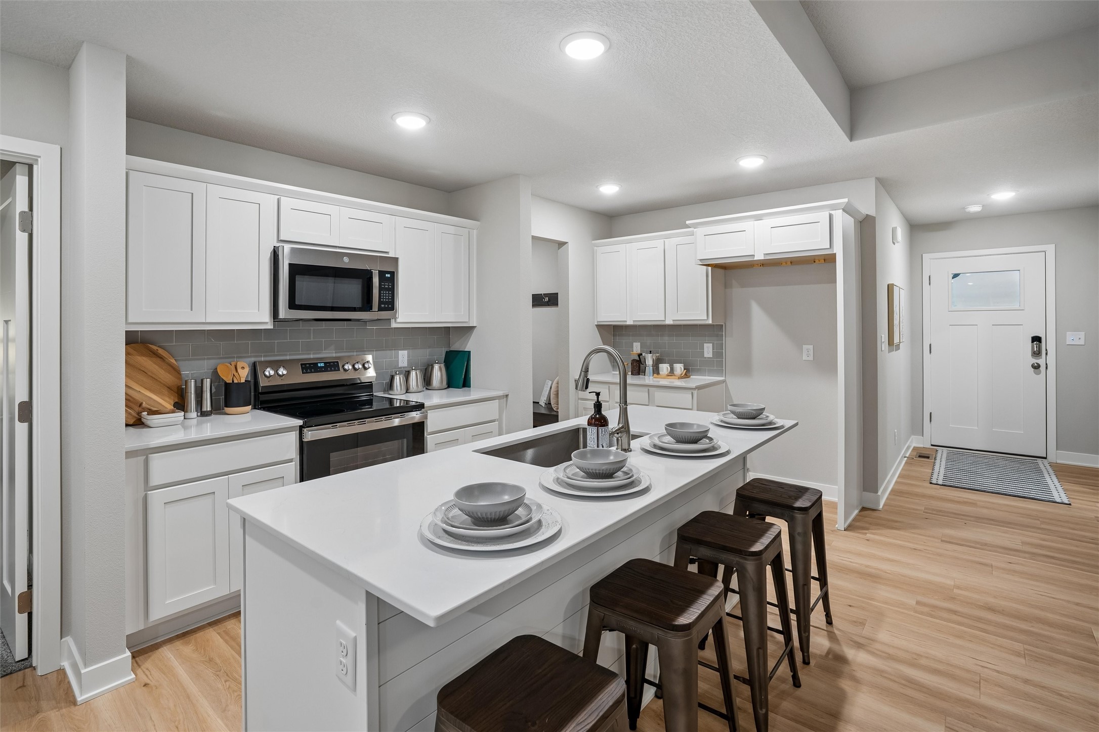 708 5th Street Nw Property Photo 2