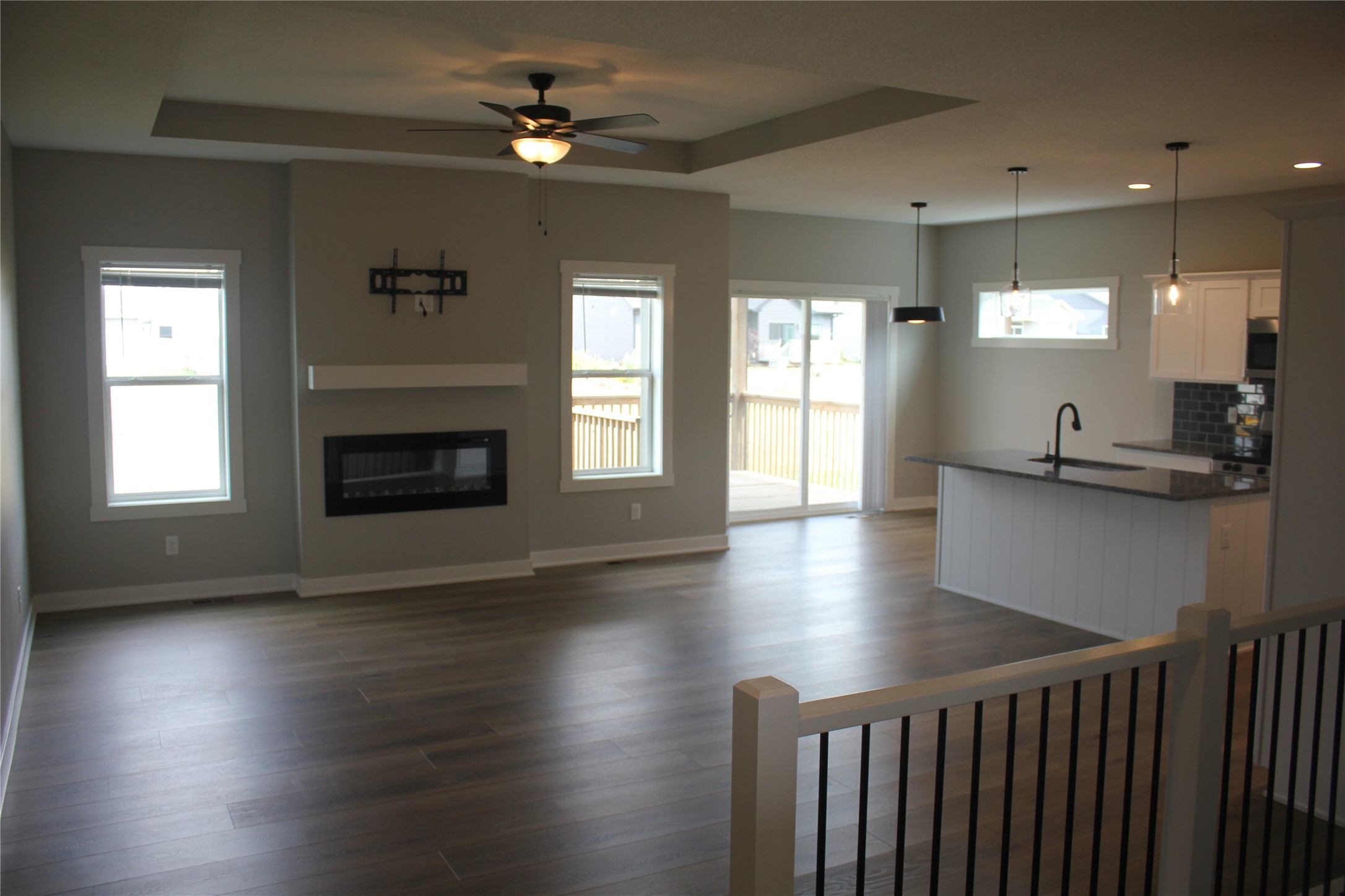 228 11th Court Nw Property Photo 4