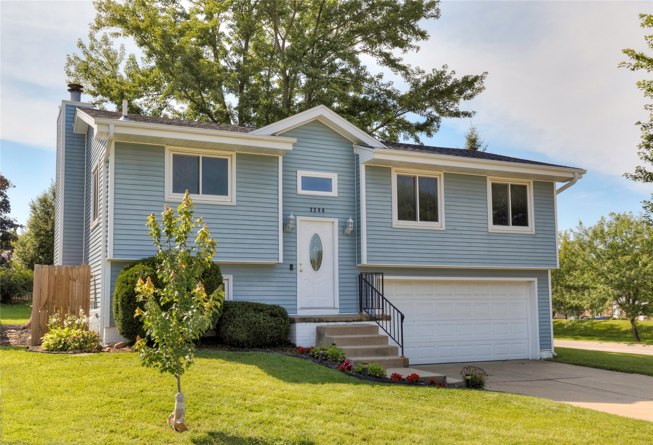 3200 Se 22nd Court Property Photo 1