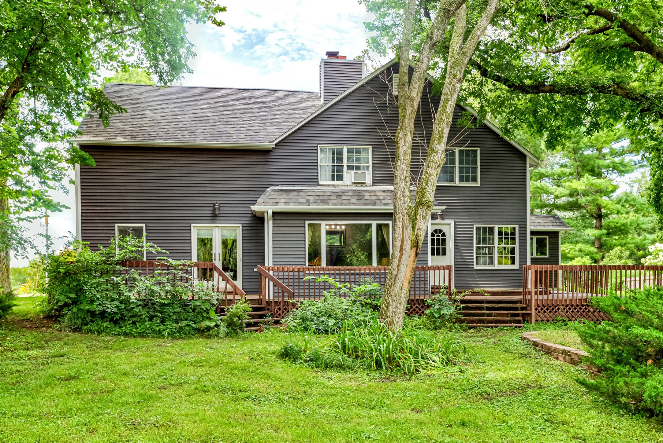 2005 N Dakota Avenue Property Photo 1