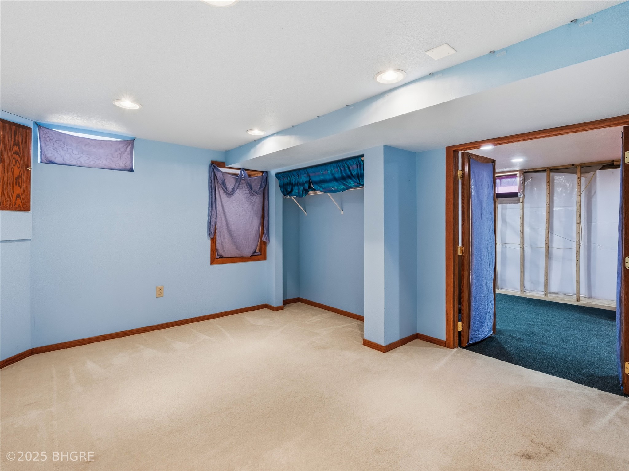 2719 E Tiffin Avenue Property Photo 20