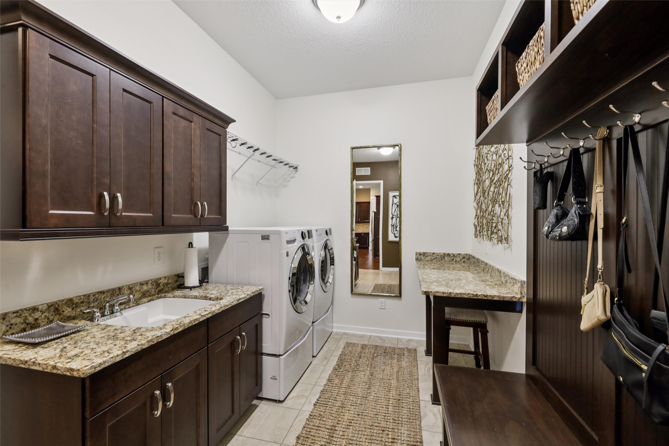1518 Park Avenue Property Photo 20