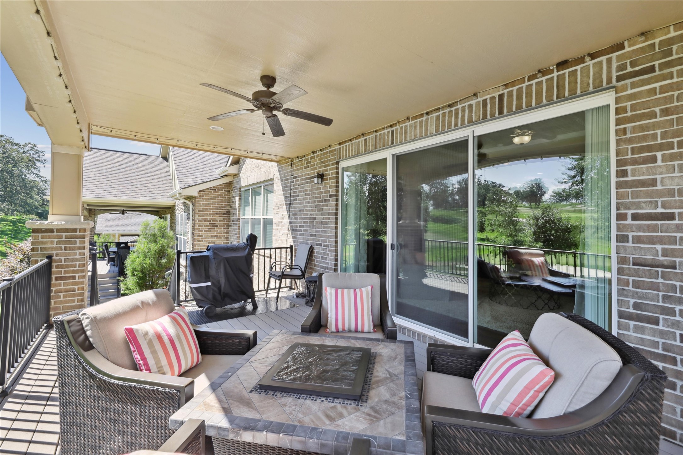 1518 Park Avenue Property Photo 33