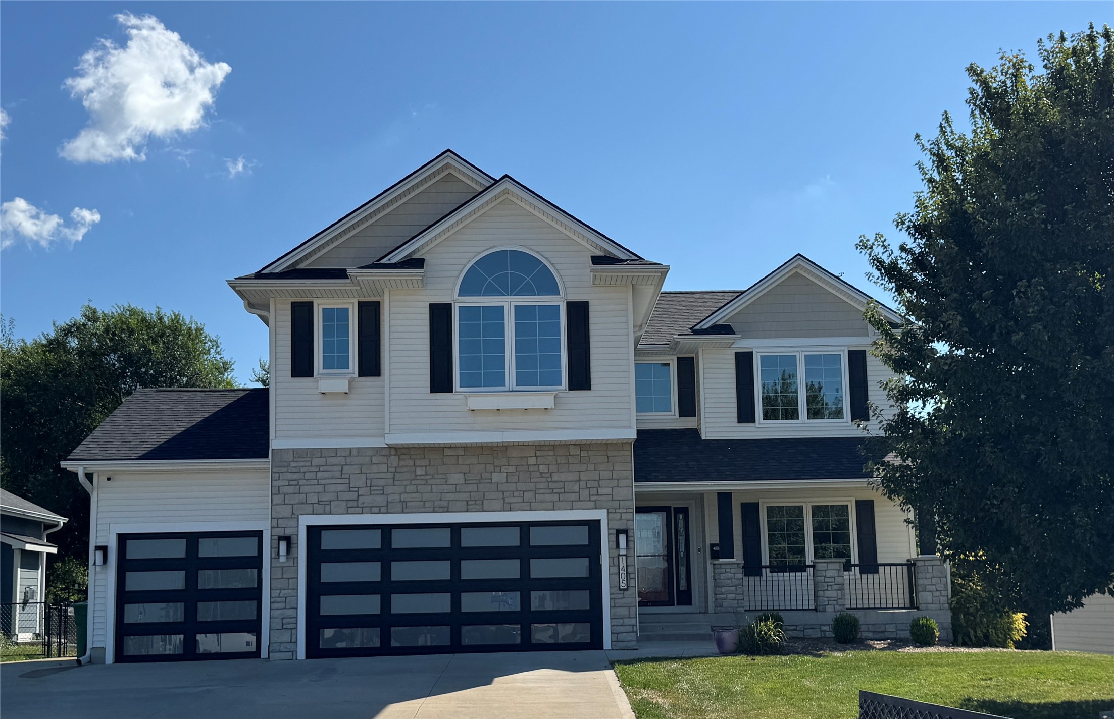 1405 Capital View Drive Property Photo 1