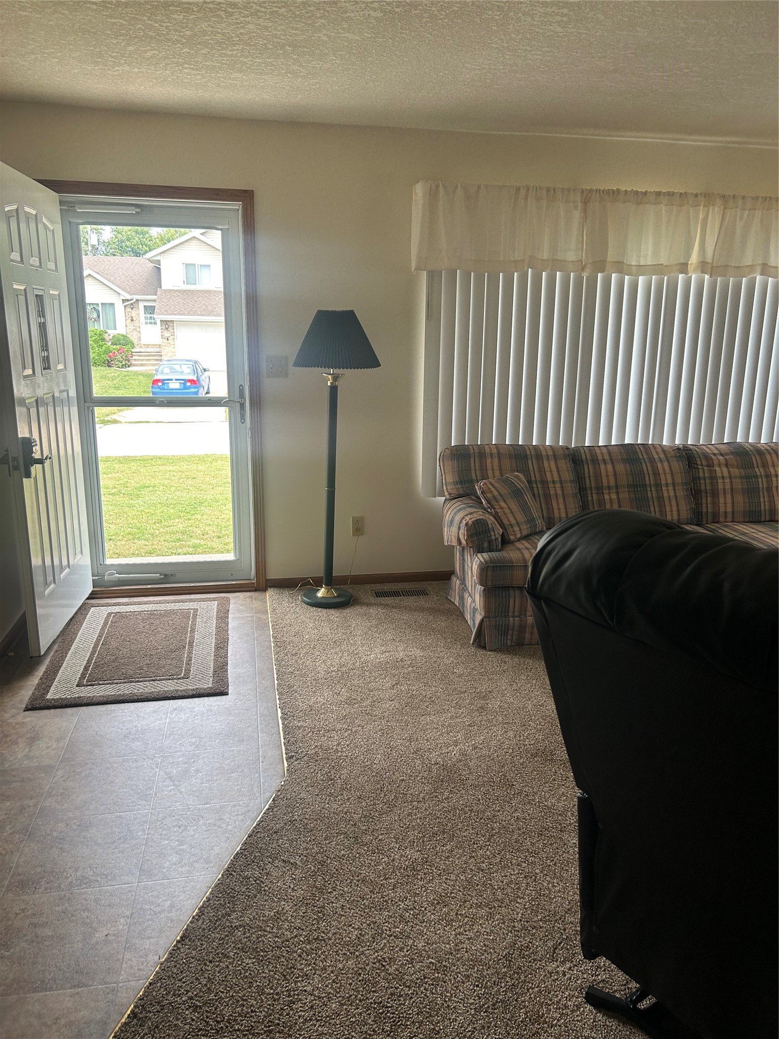 206 Beverly Circle Property Photo 7
