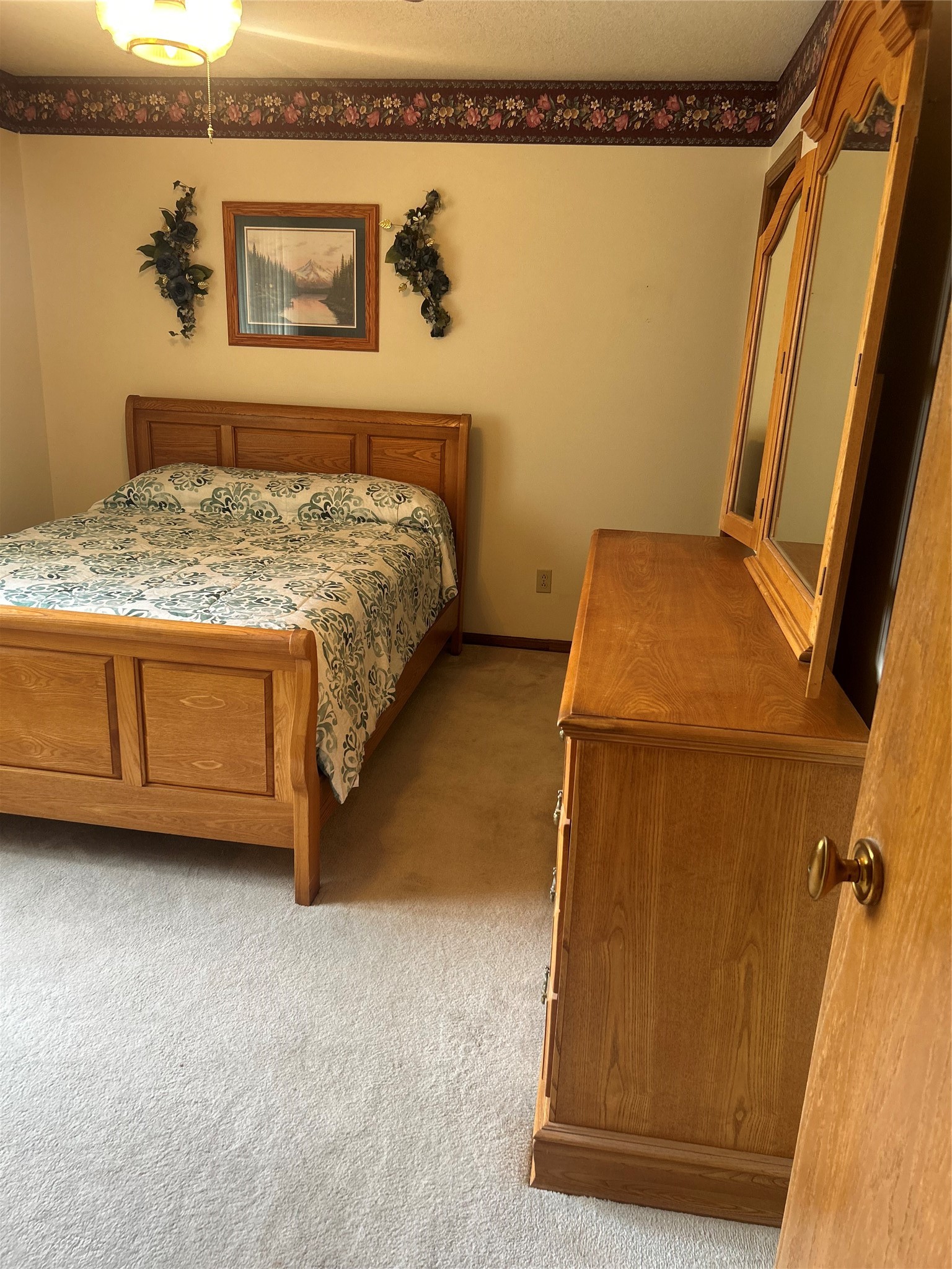 206 Beverly Circle Property Photo 9