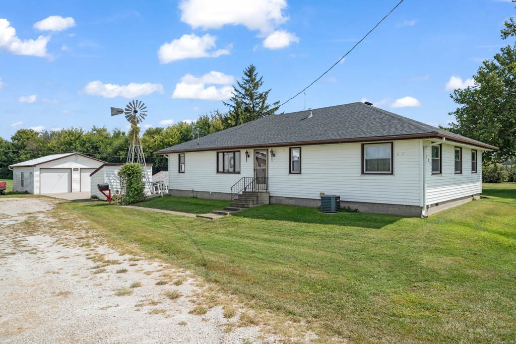 8597 Ne 112th Street Property Photo 1