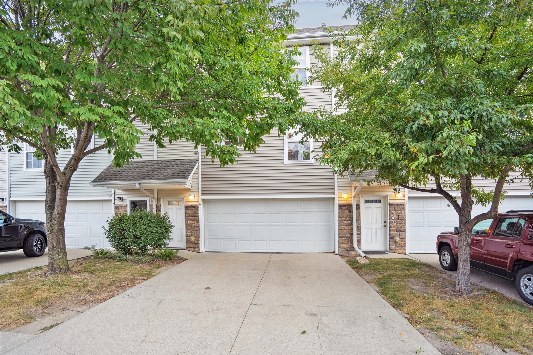 2150 Ne 18th Street 6 Property Photo 1