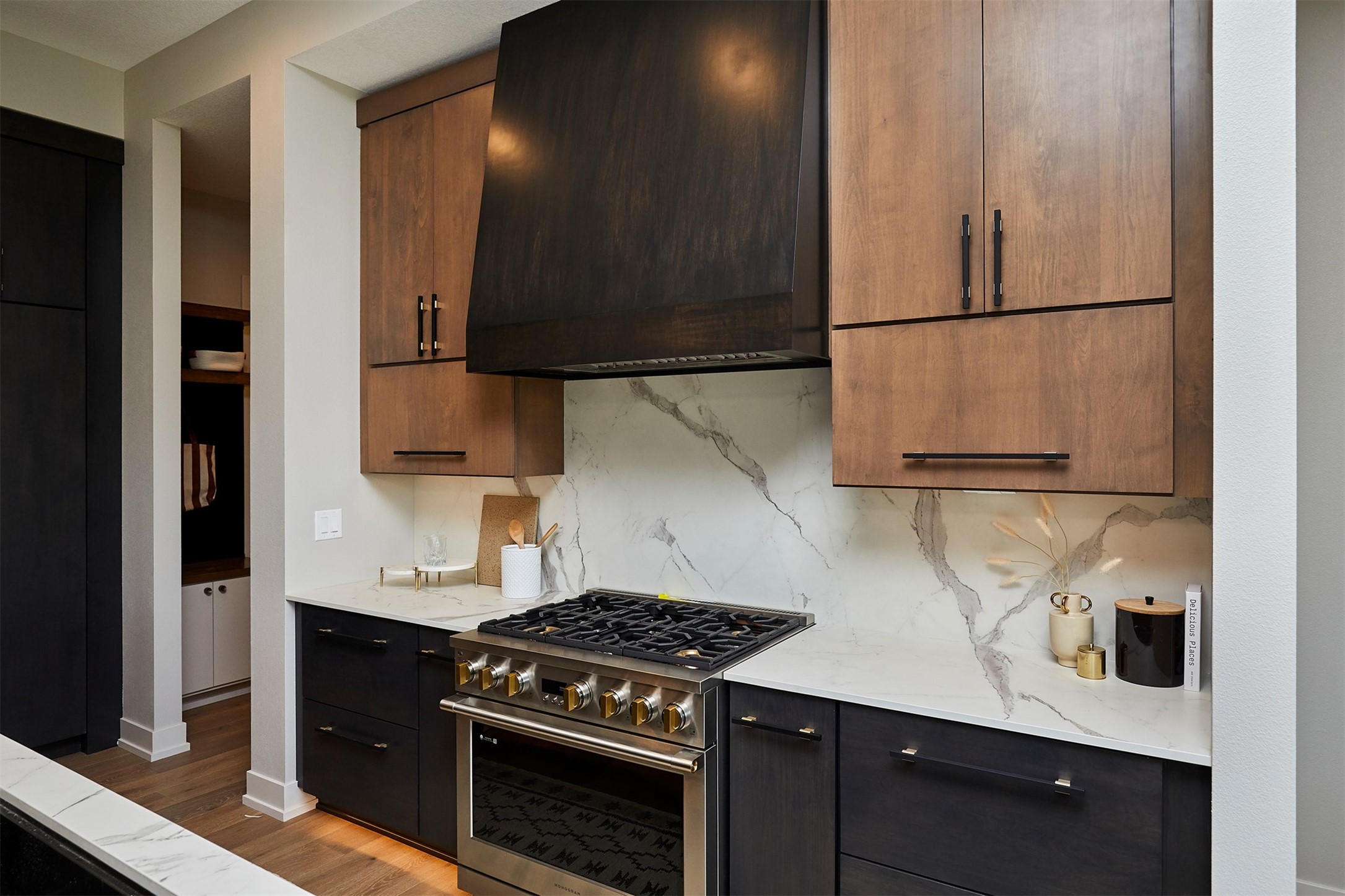 12025 Meadow Springs Drive Property Photo 9