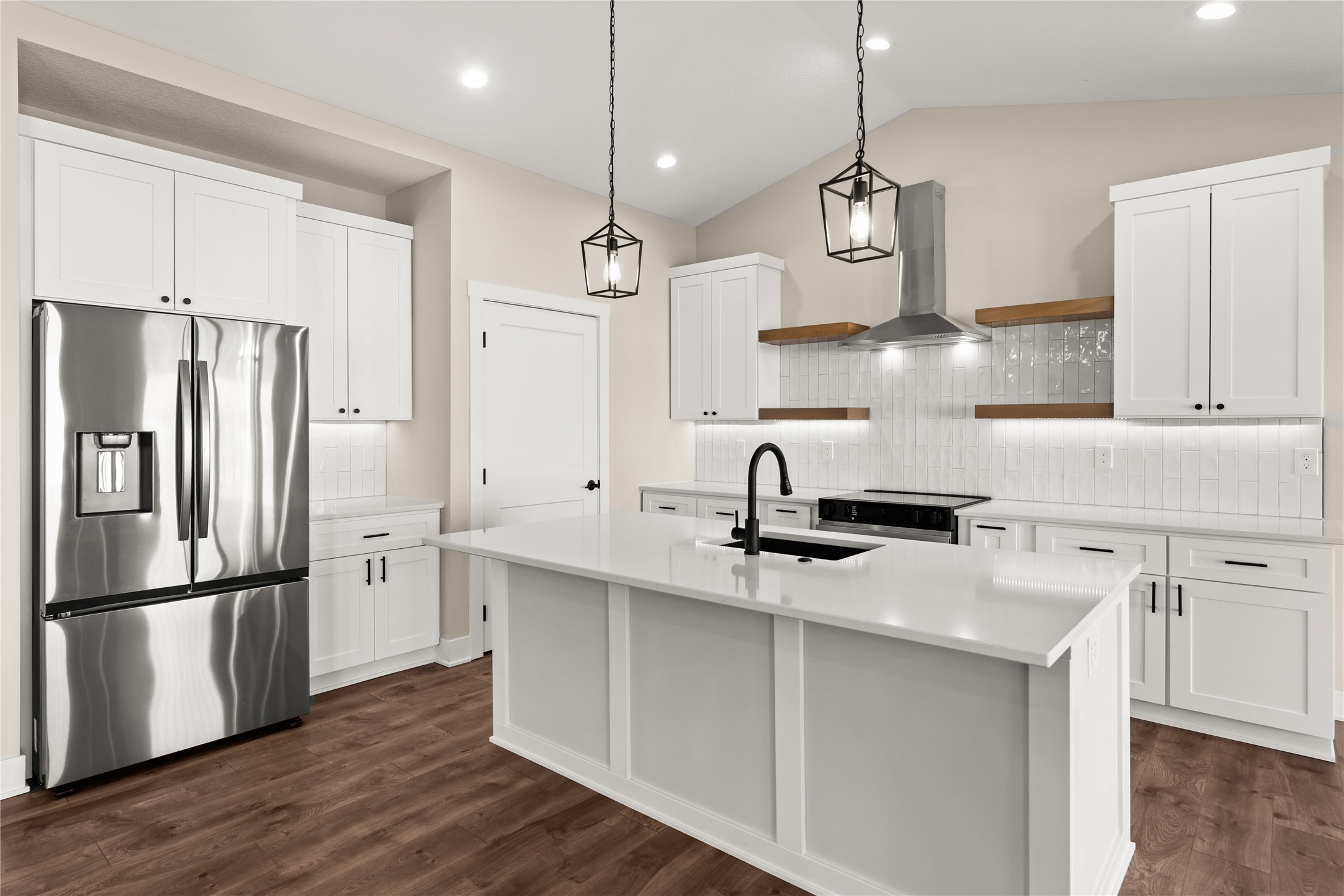 17339 Brookview Drive Property Photo 4