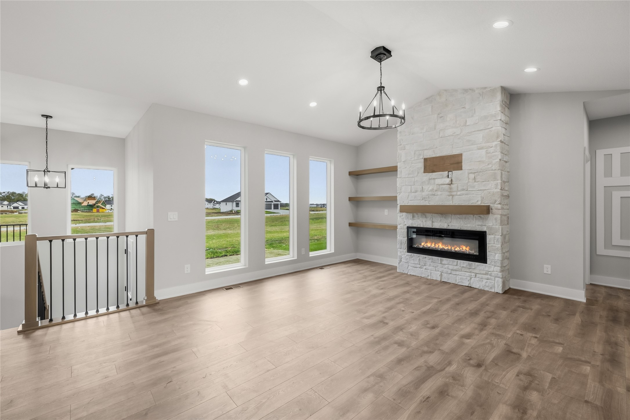 17339 Brookview Drive Property Photo 9