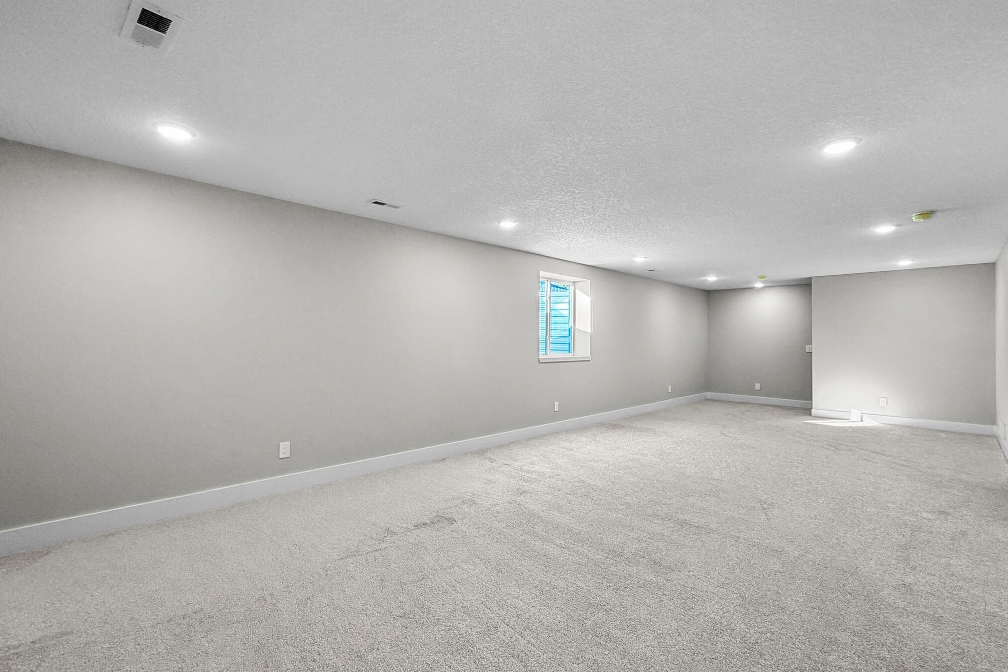600 W Lincoln Way Property Photo 16