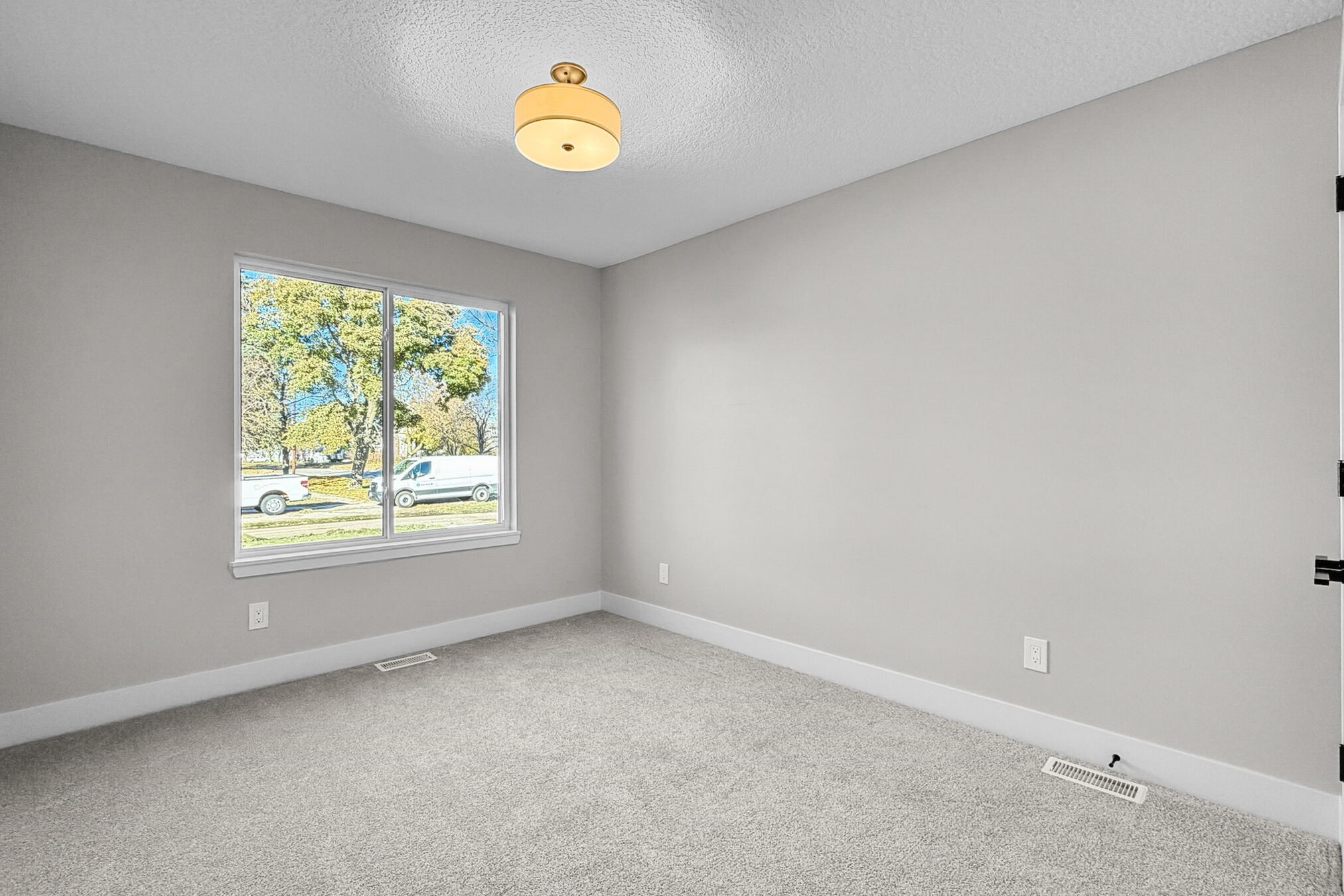 600 W Lincoln Way Property Photo 21