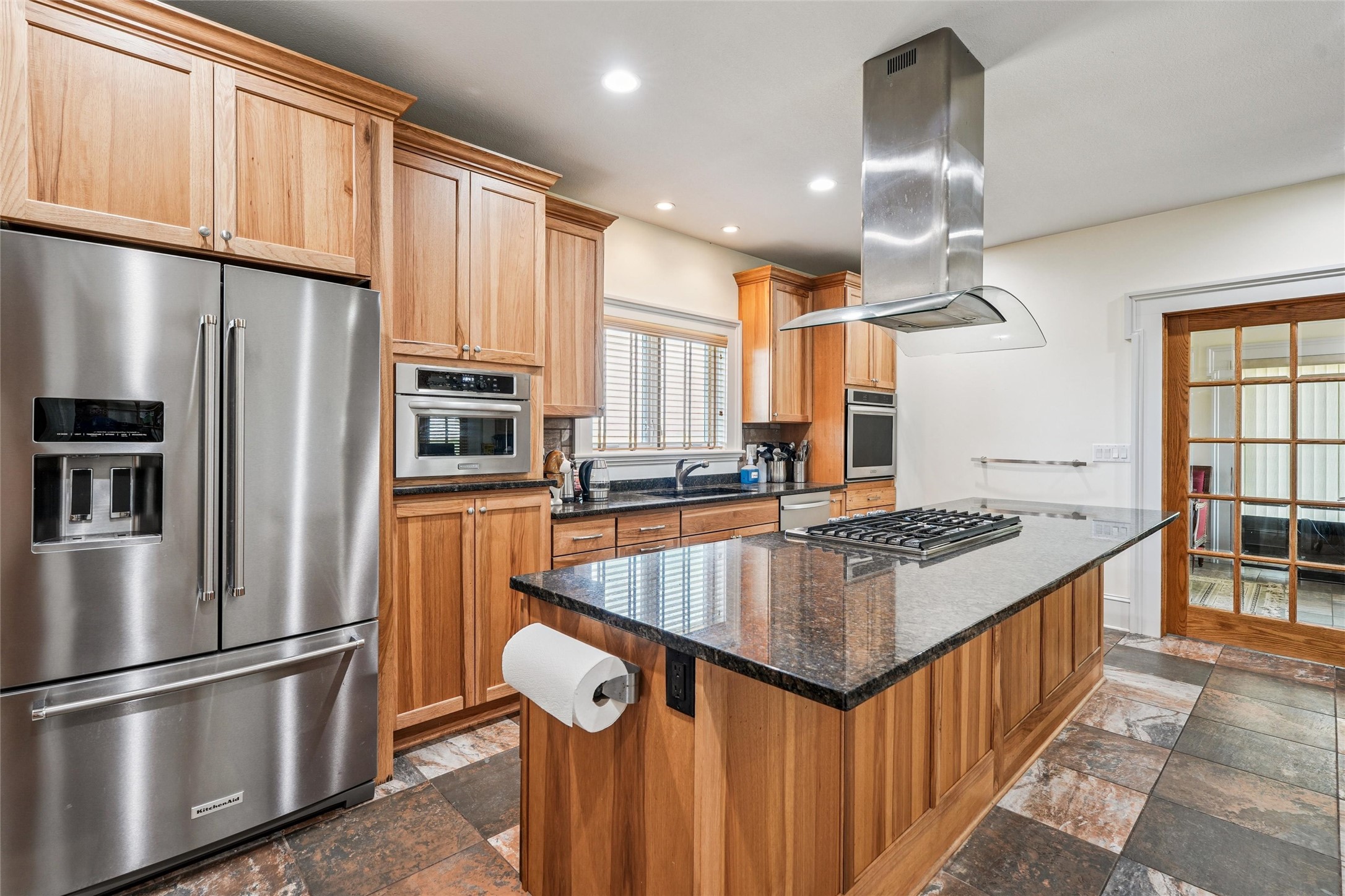 5664 Island Avenue Property Photo 6
