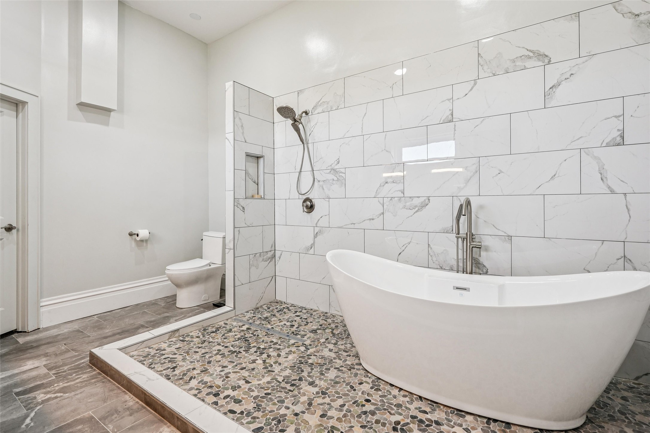 5664 Island Avenue Property Photo 18