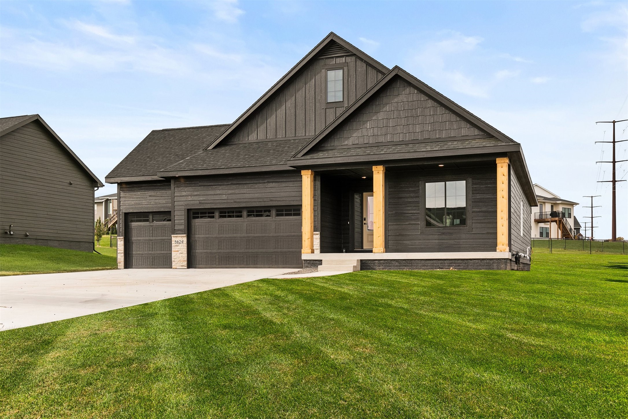 5624 163rd Street Property Photo 1
