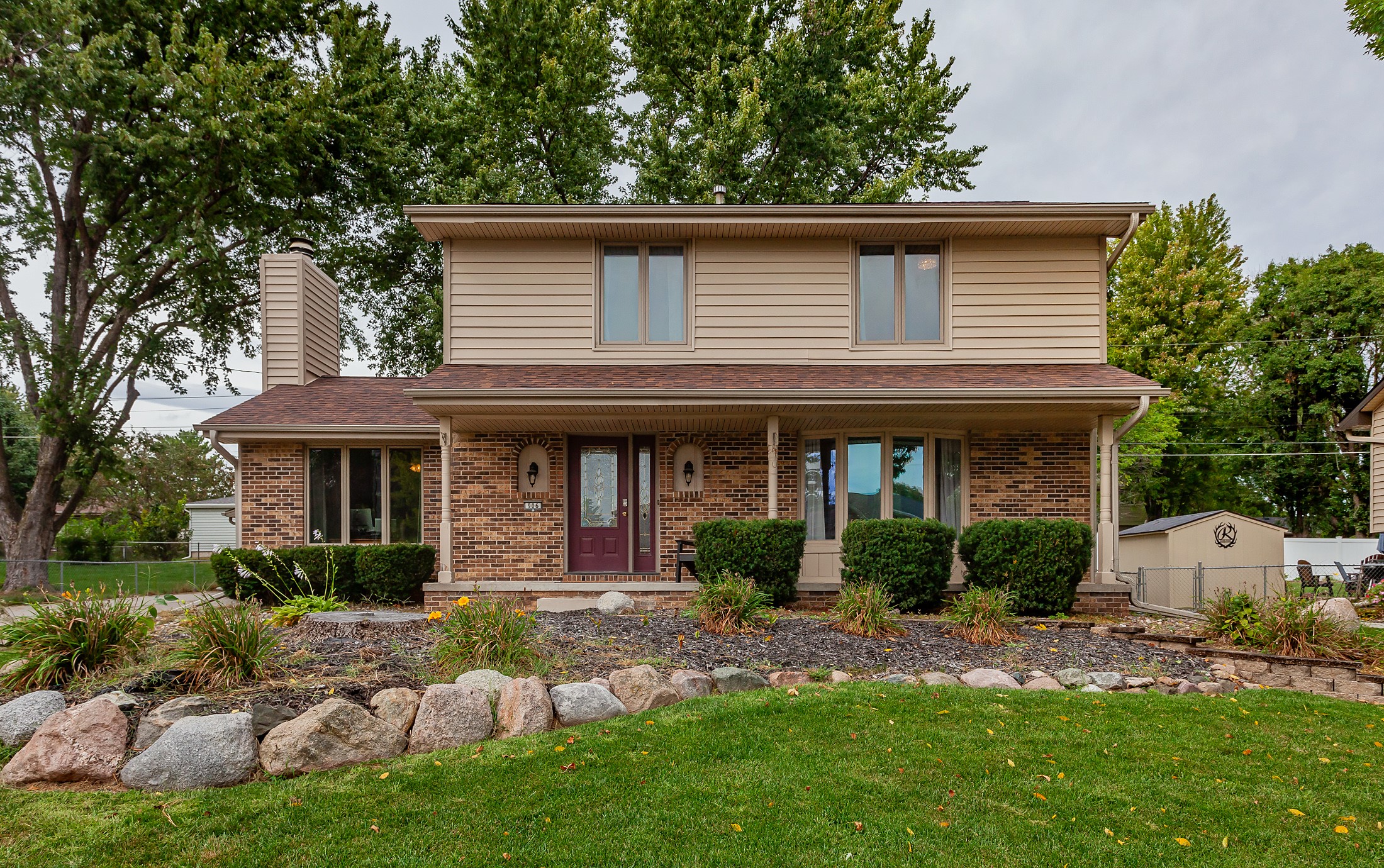 906 Se Uehlamar Drive Property Photo 1