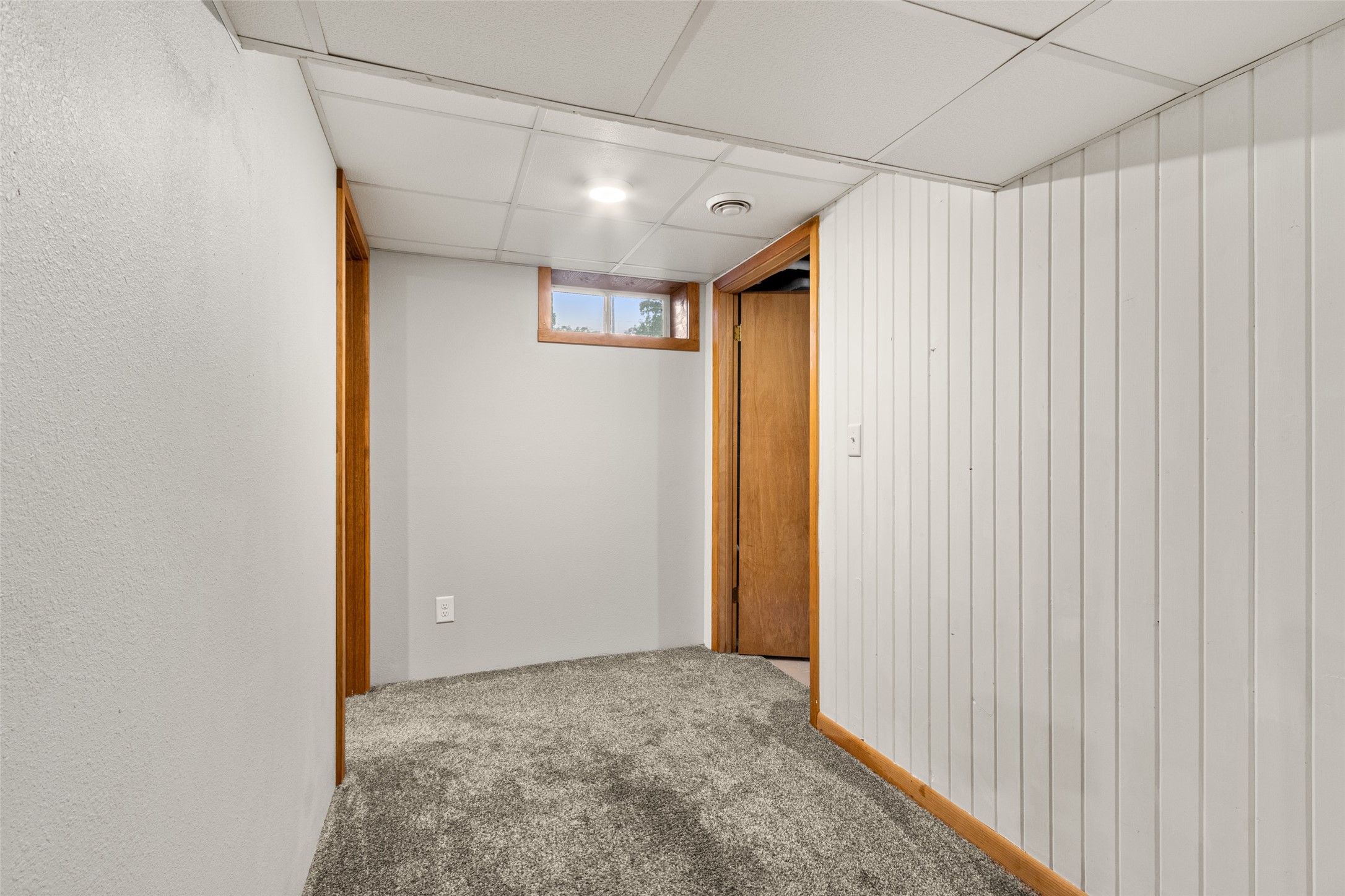 626 18th Street W Property Photo 20