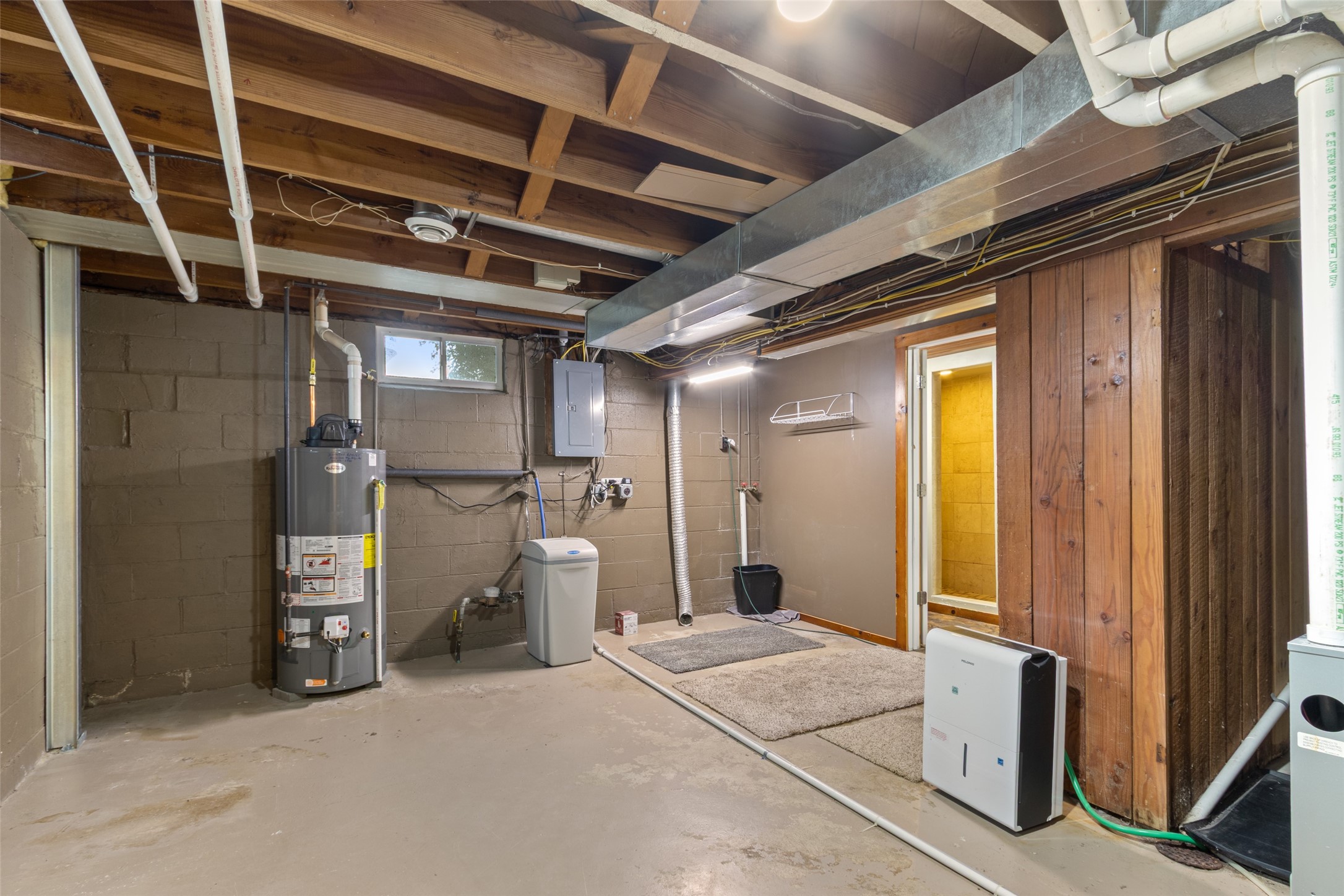 626 18th Street W Property Photo 23