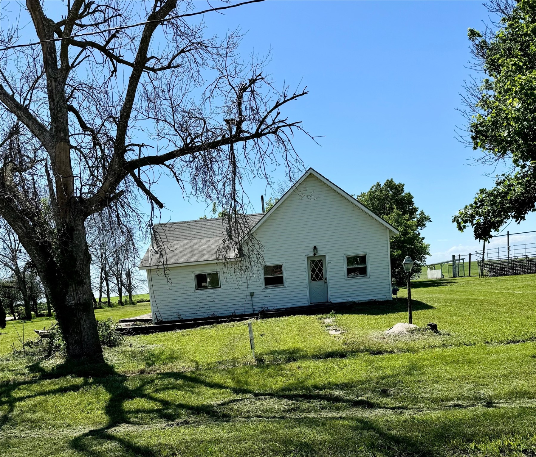 419 Lincoln Street Property Photo 1