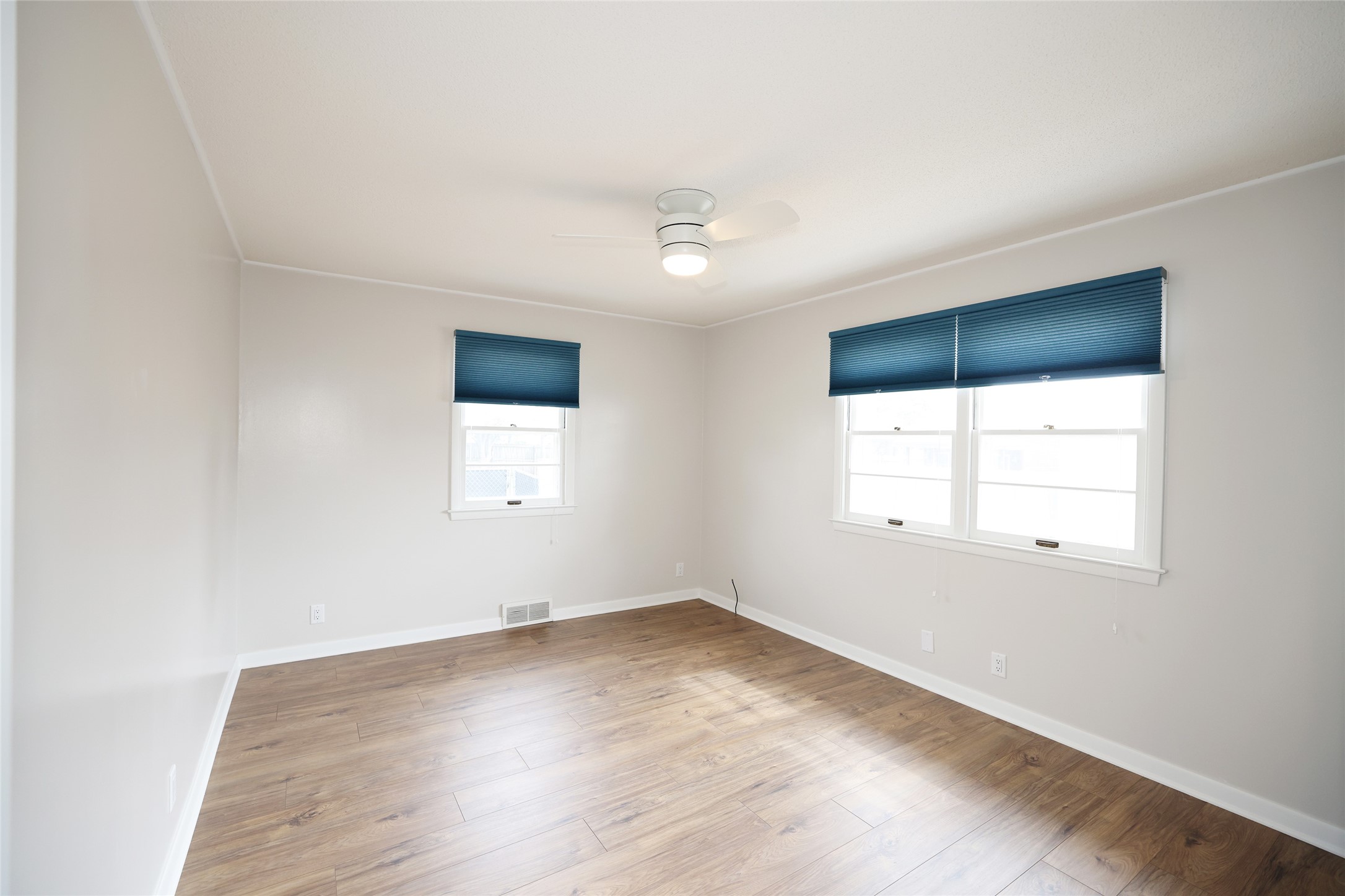 1416 Aldrich Avenue Property Photo 14