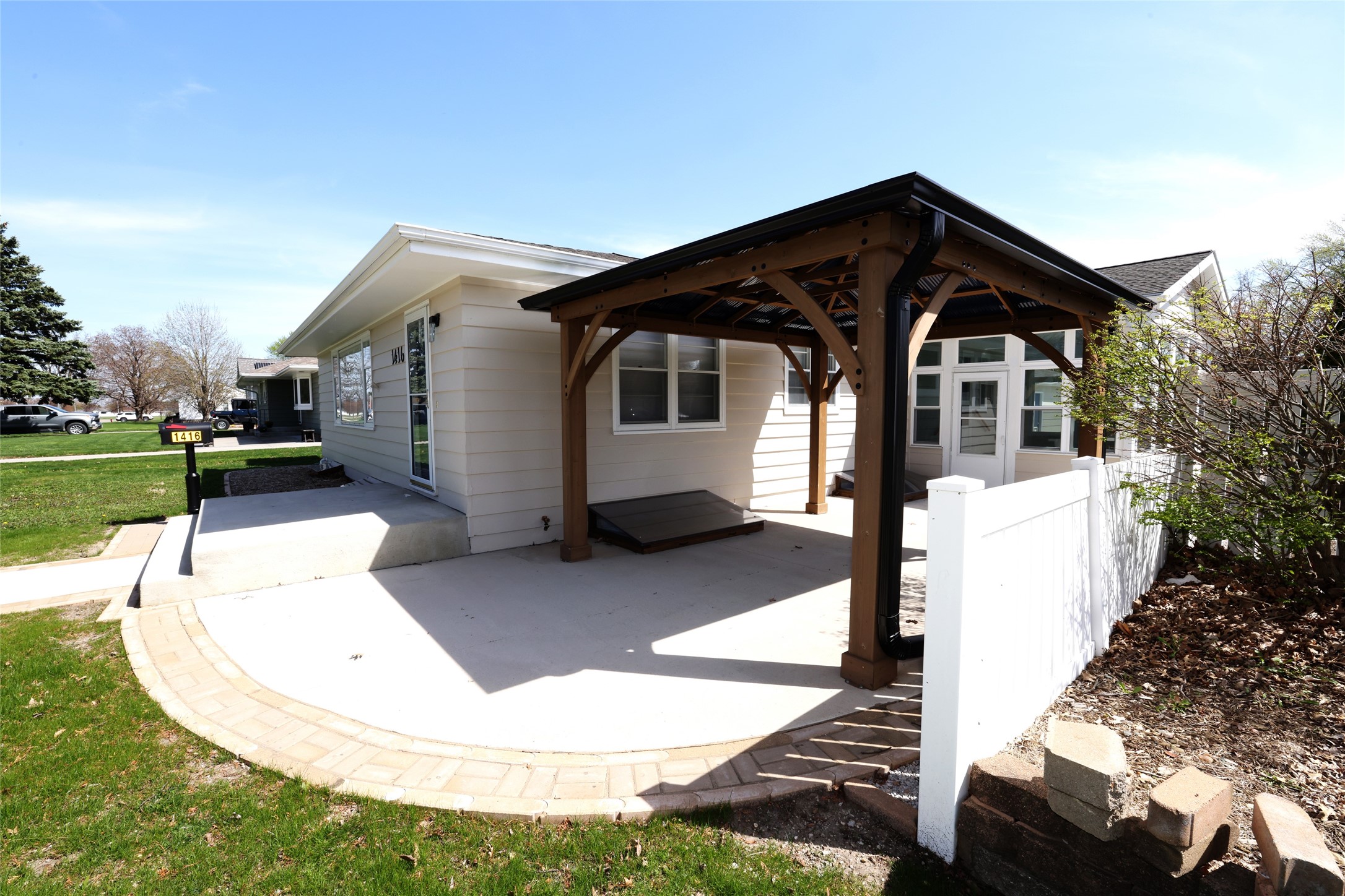1416 Aldrich Avenue Property Photo 28