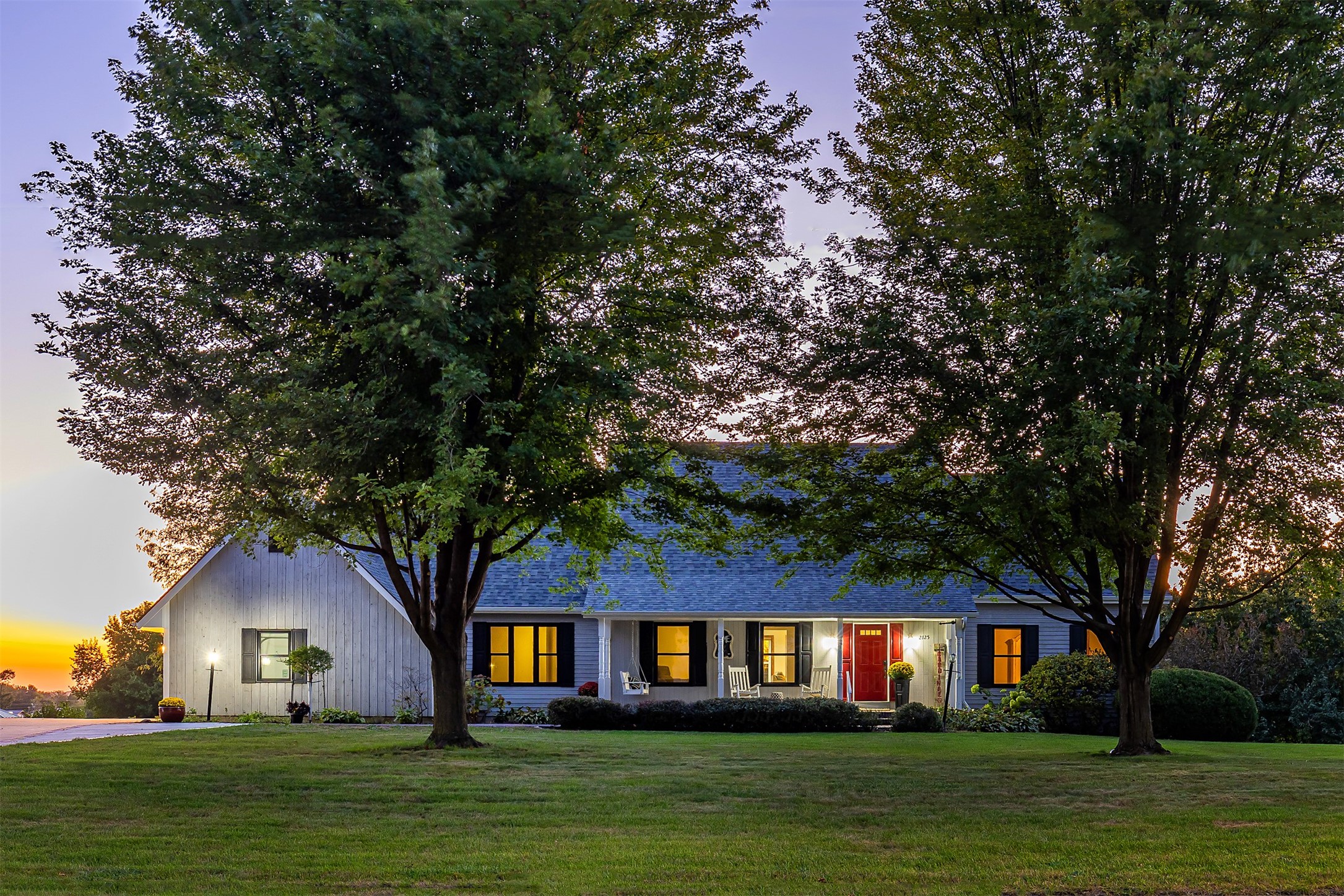 2125 W 15th Street S Property Photo 1