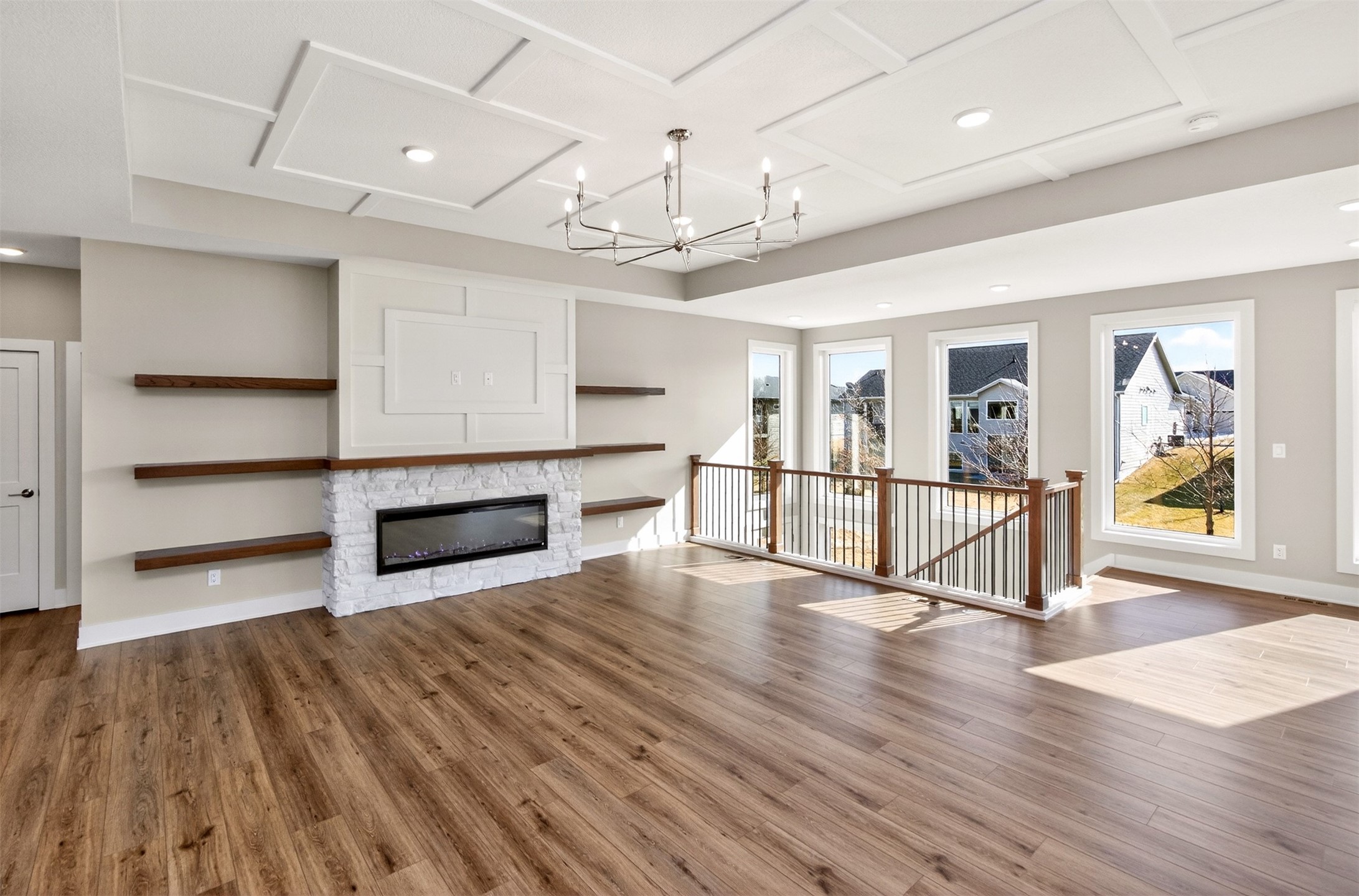 4644 Centennial Boulevard Property Photo 1