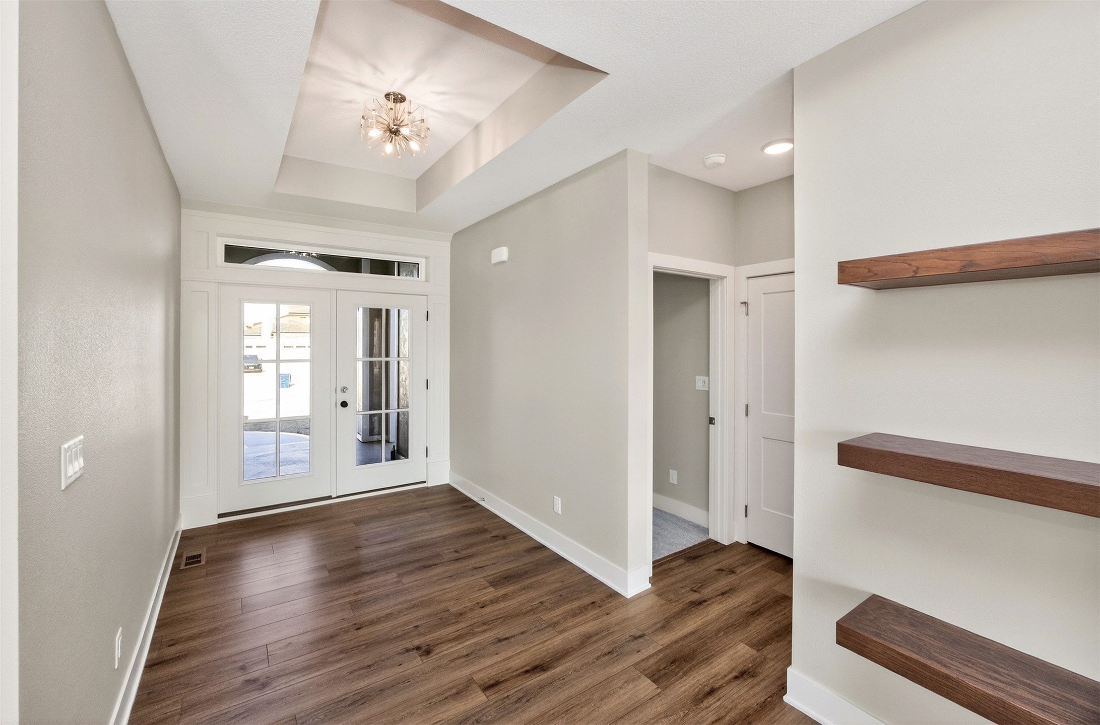 4644 Centennial Boulevard Property Photo 10