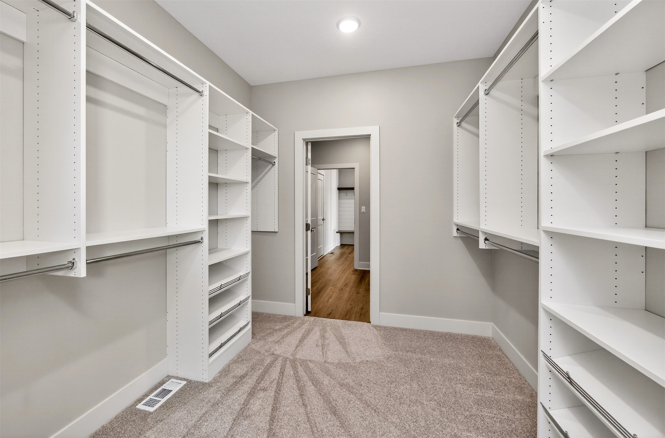 4644 Centennial Boulevard Property Photo 15