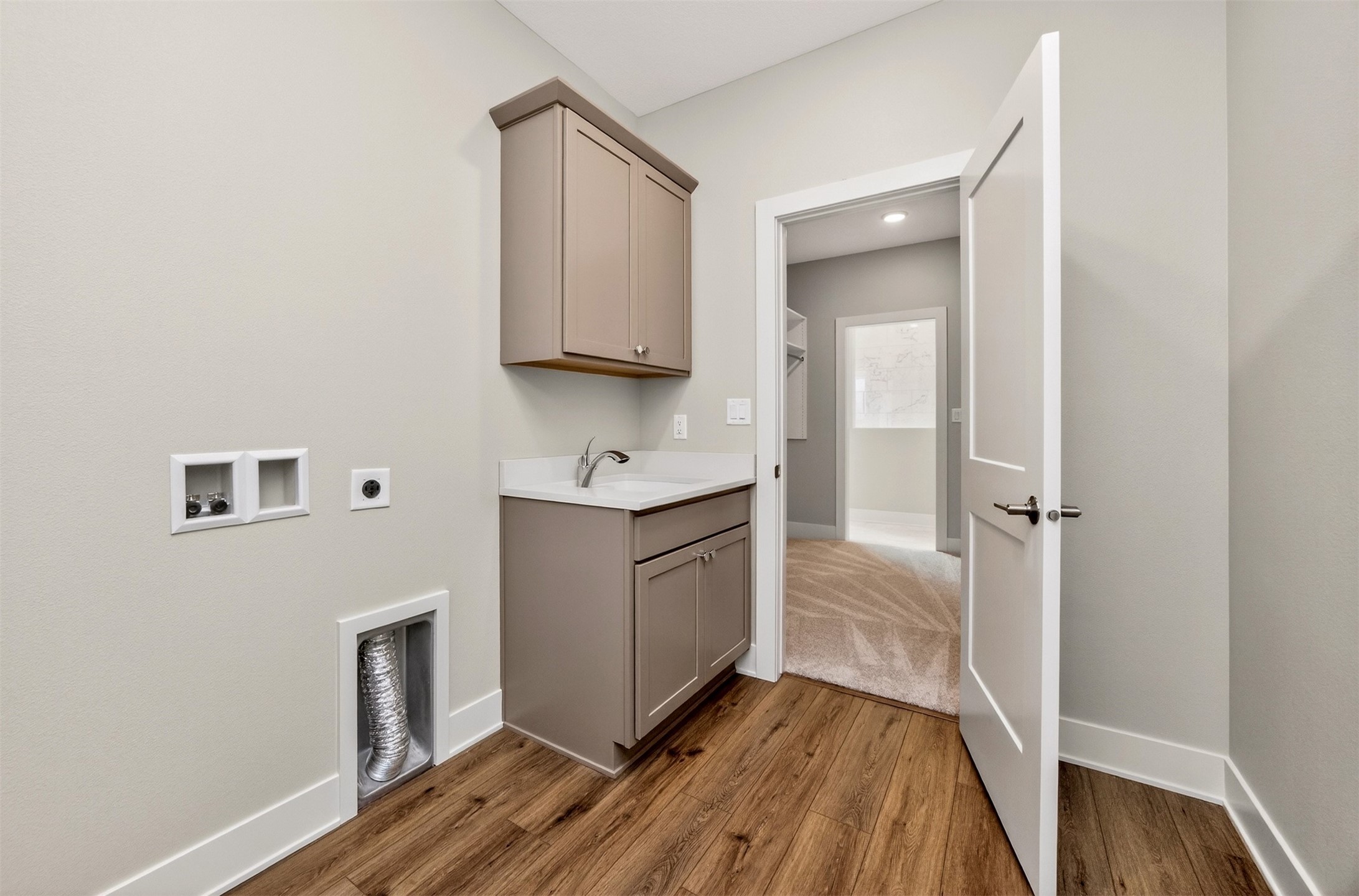 4644 Centennial Boulevard Property Photo 16