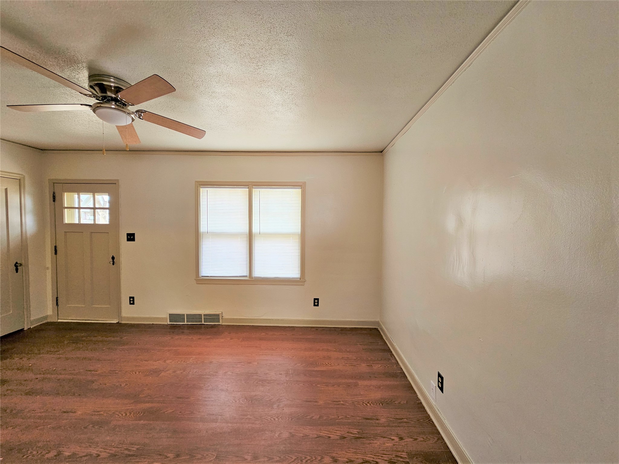 1257 Ne 50th Avenue Property Photo 8