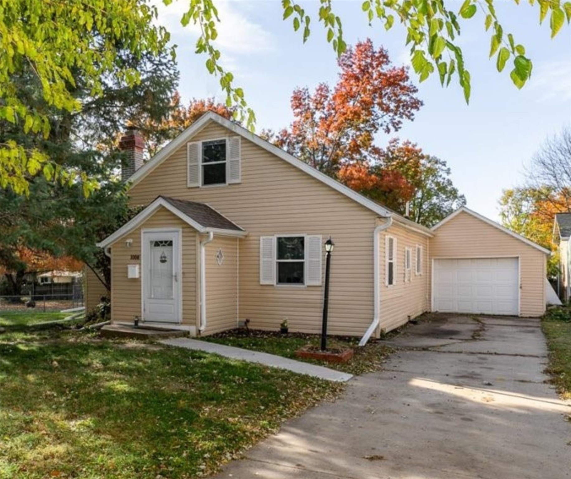 1008 67th Street Property Photo 1