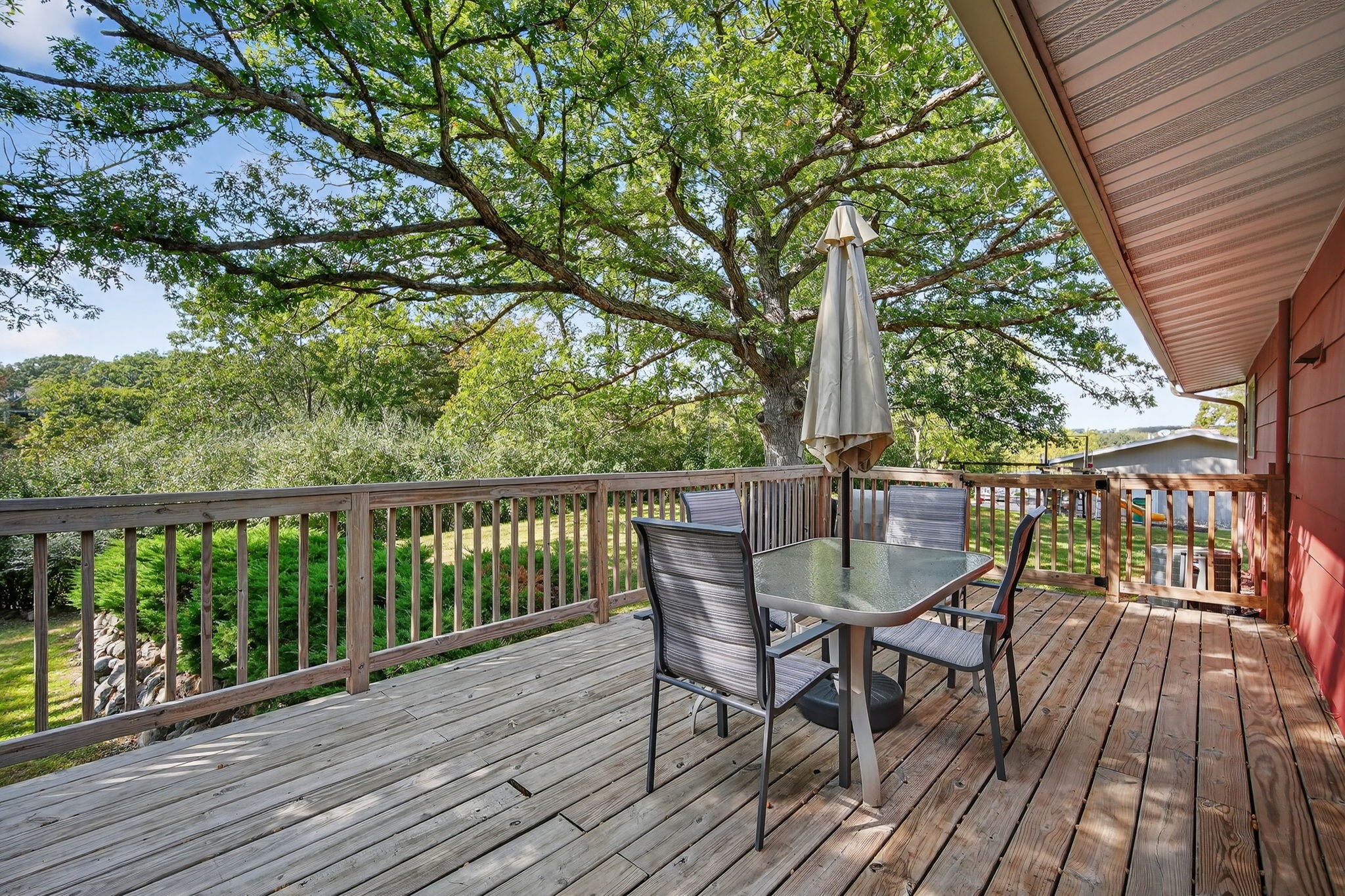 6226 Panorama Drive Property Photo 23