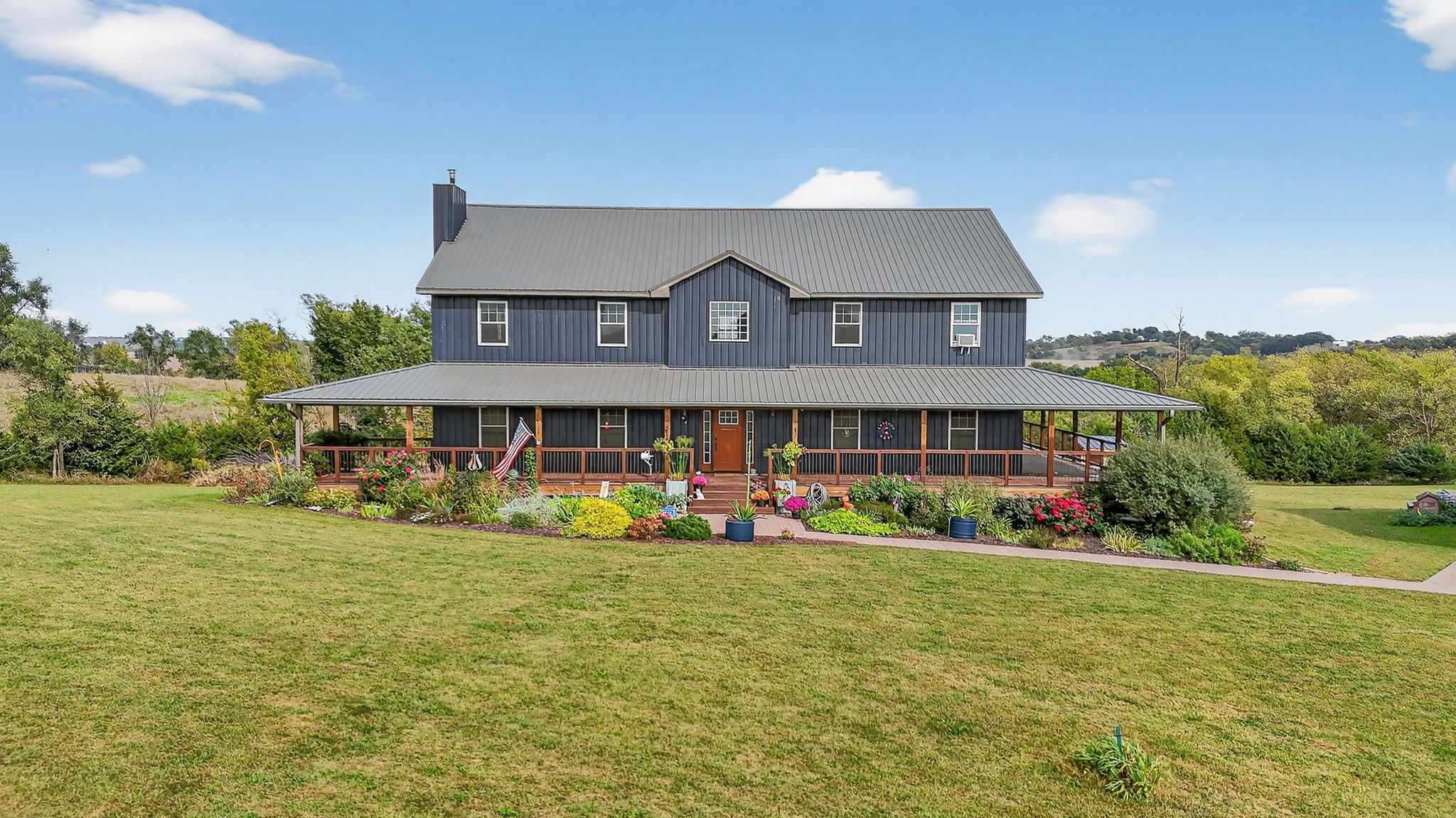 20745 35th Avenue Property Photo 1