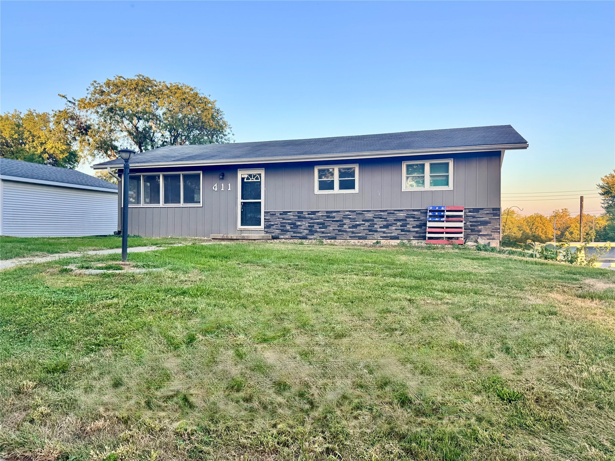 411 N Virginia Street Property Photo 1