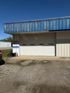 1310 S 5th Avenue E Property Photo 3