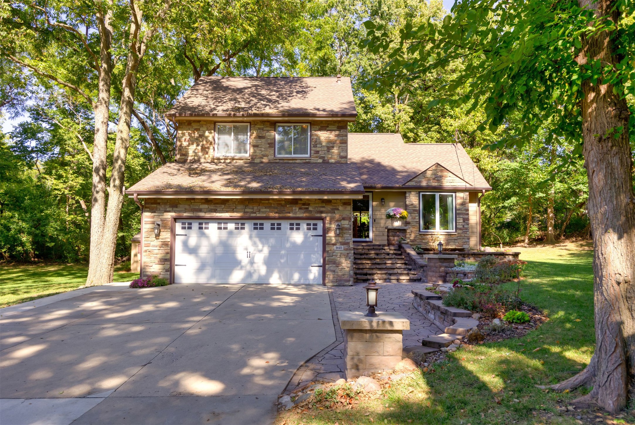 940 Ne 52nd Avenue Property Photo 1