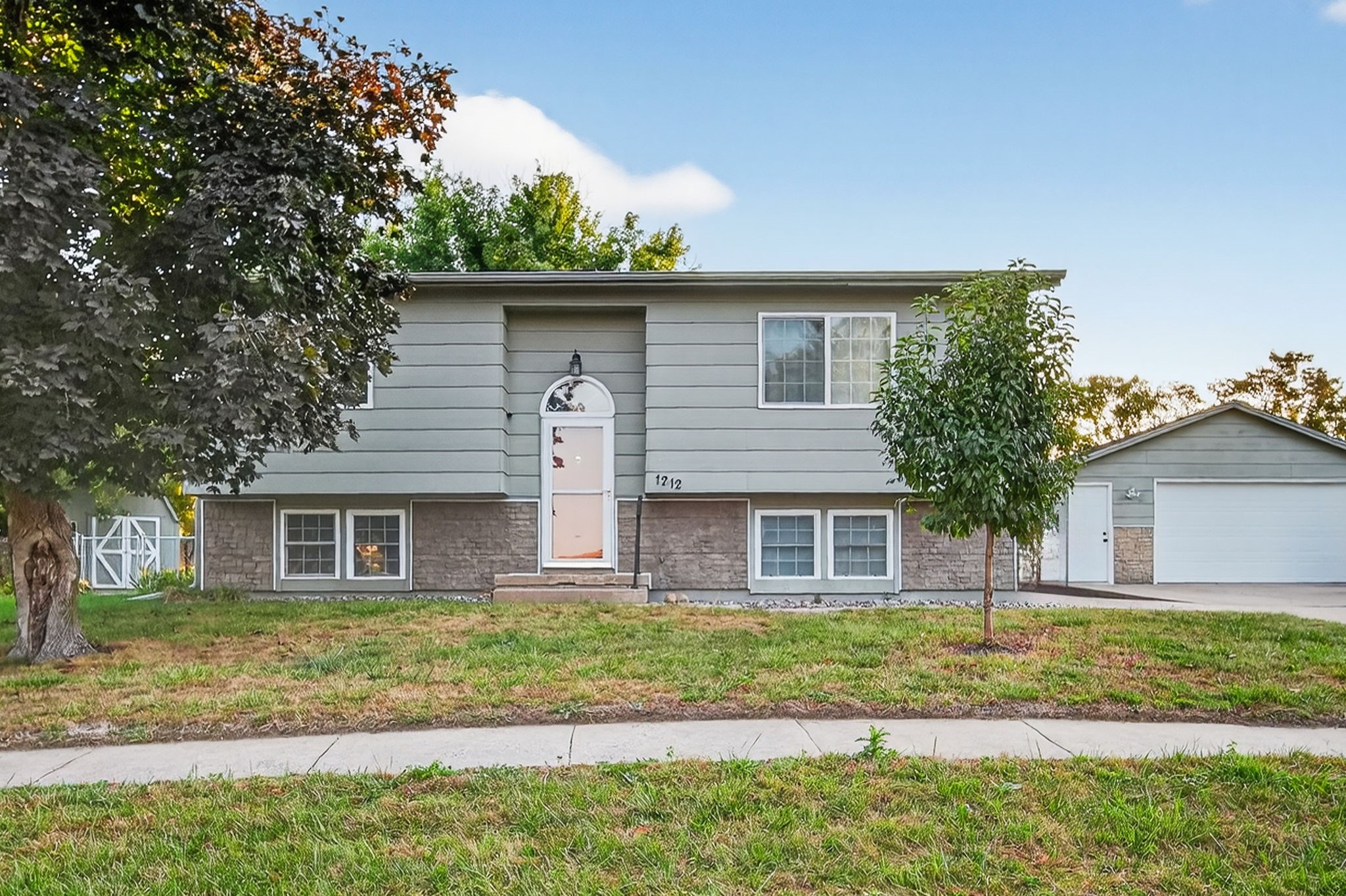 1212 Marshall Street