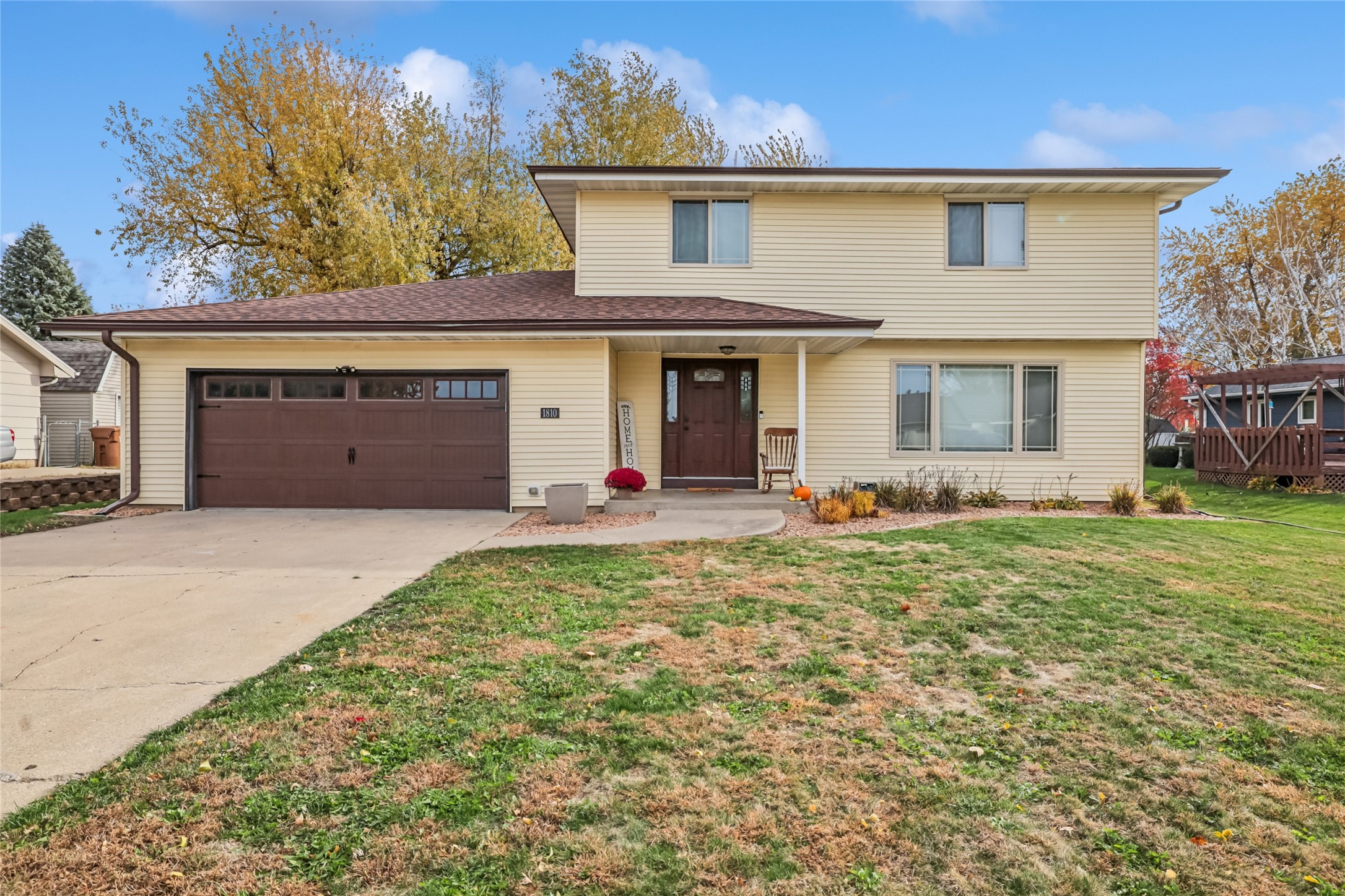 1810 Sunset Street Property Photo 1